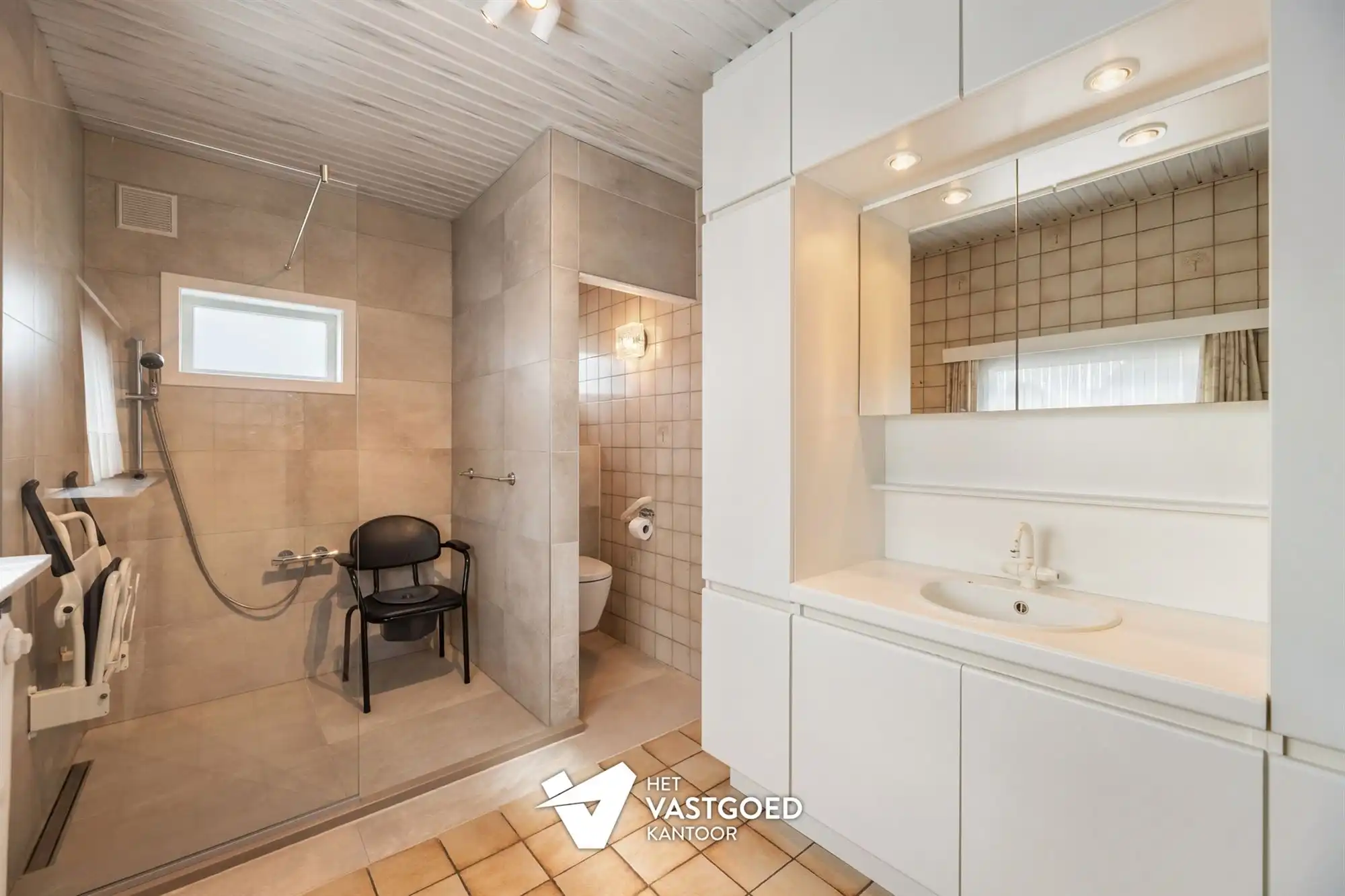 PERFECT ONDERHOUDEN WONING OP IDEALE LIGGING! foto 18