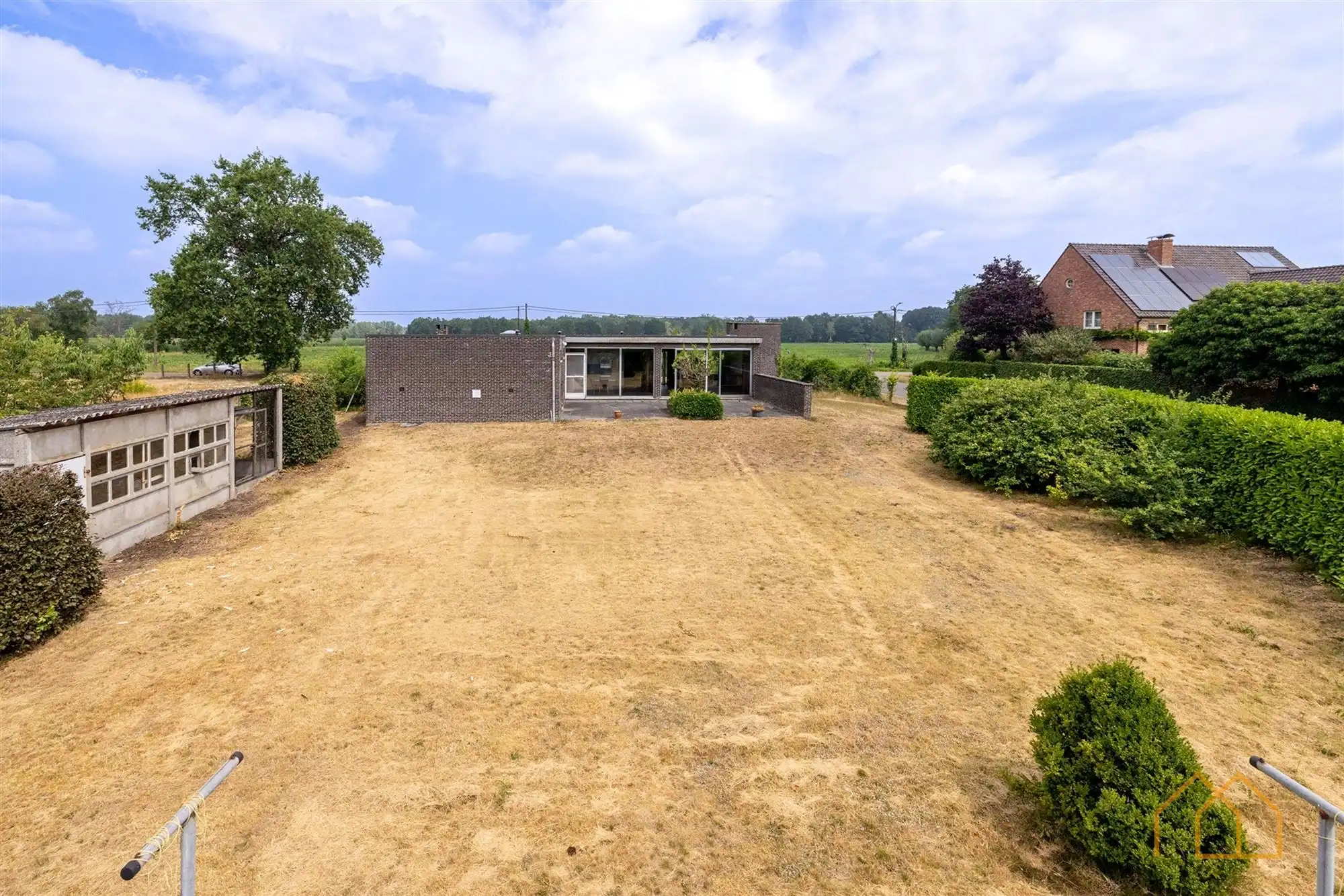 Laagbouw op 15are in groene omgeving foto 30