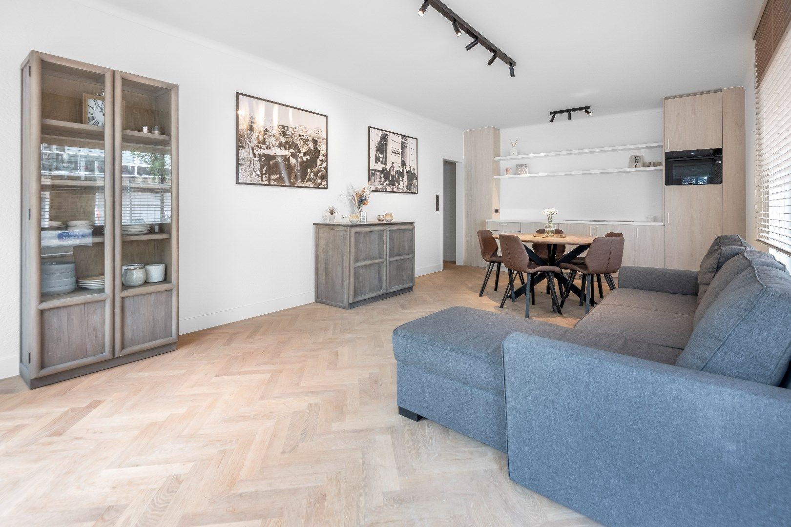 Studio met polyvalente ruimte gelegen op de Zoutelaan vlakbij het commerciële centrum van Knokke foto 3