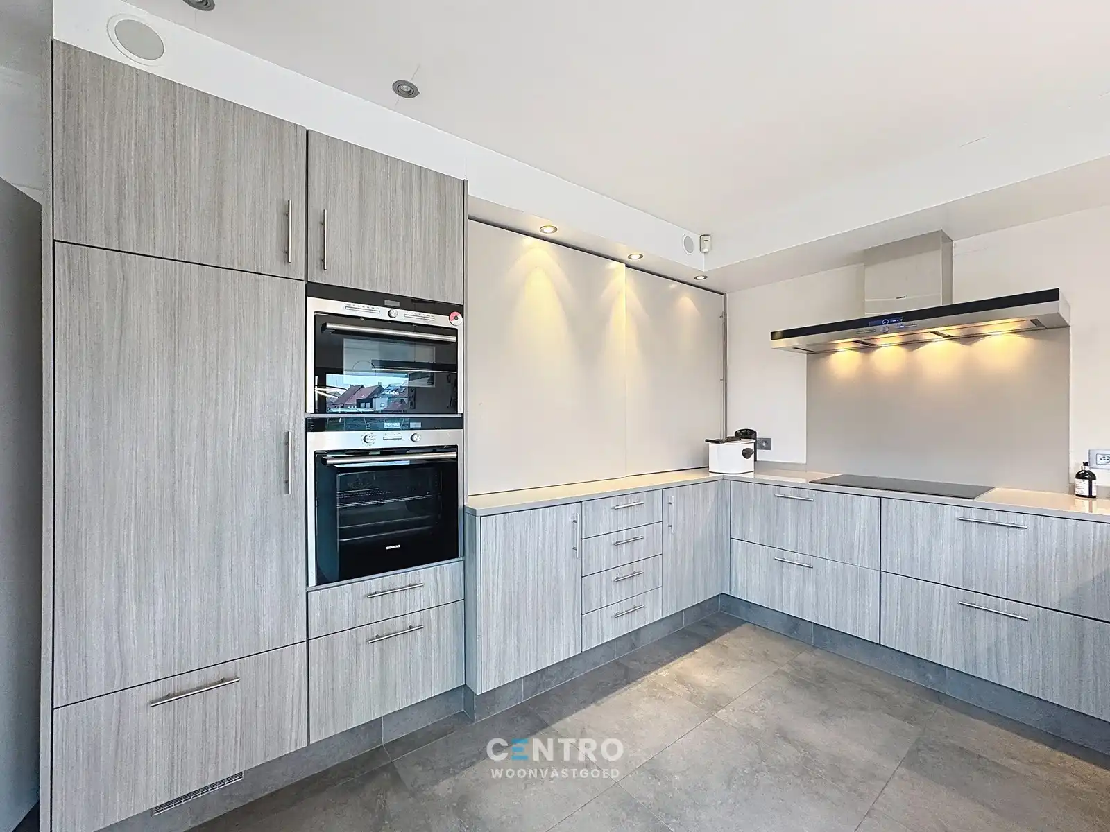 ENERGIEZUINIGE koppelvilla met 4 slpks, dubbele garage n ZUIDger. tuin! foto 7