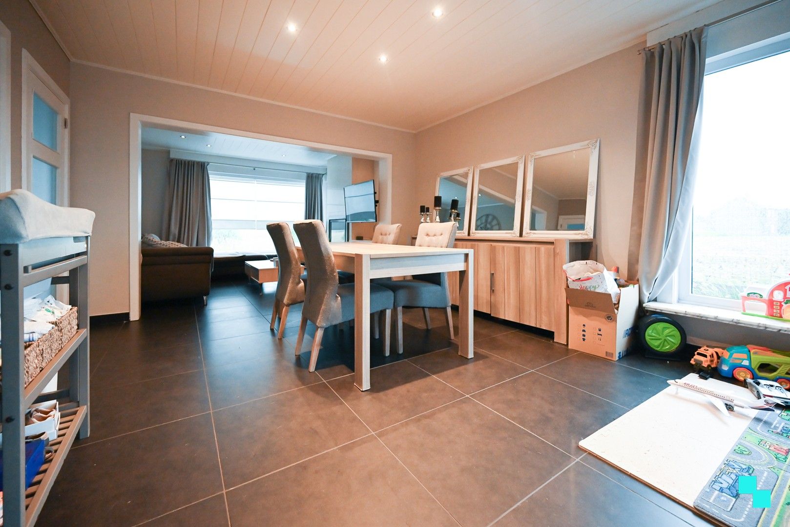 Landelijk gelegen gerenoveerde woning met opslagruimte te Ingelmunster foto 8