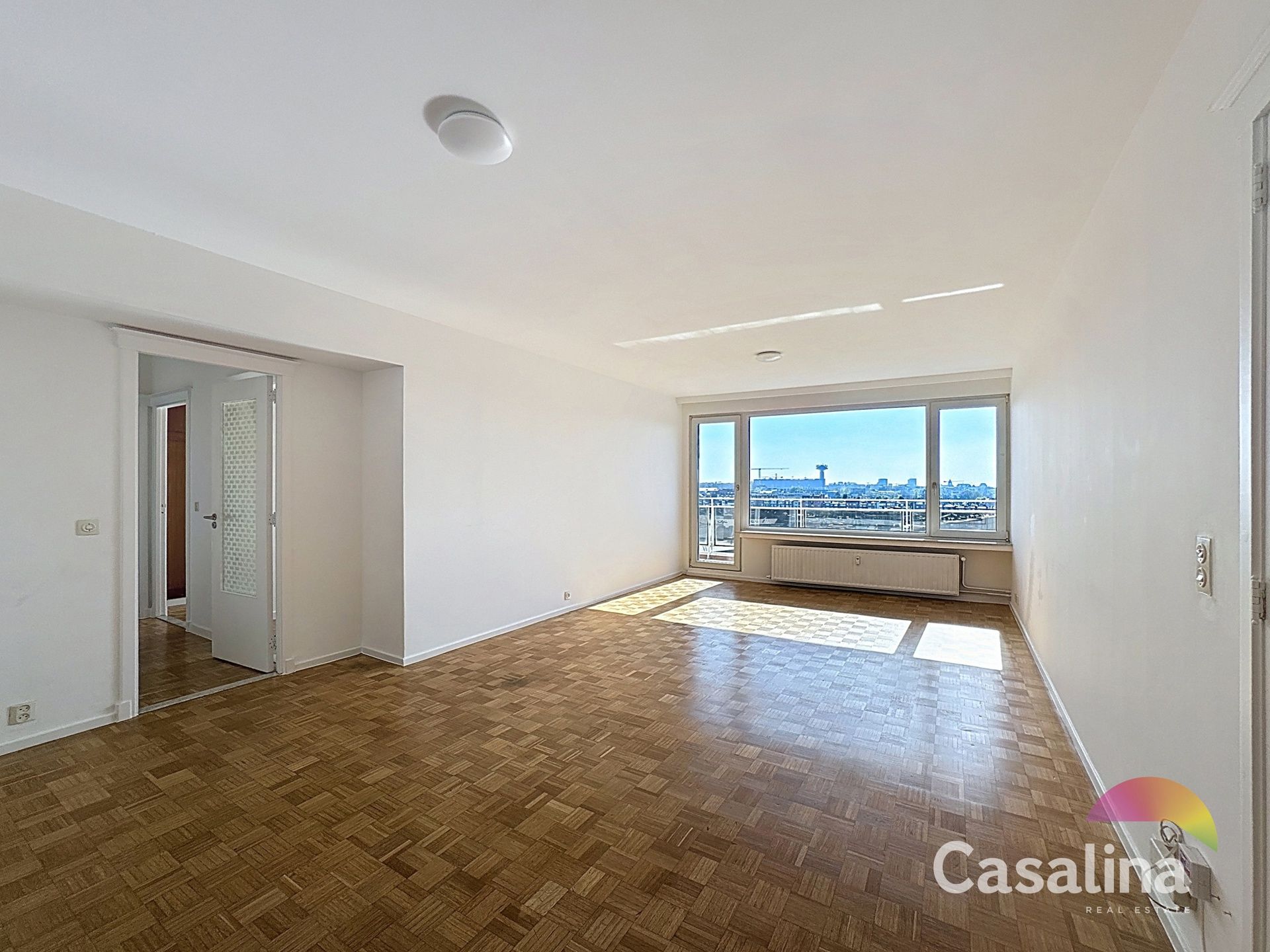 Appartement + terras met panoramisch zicht  foto {{pictureIndex}}