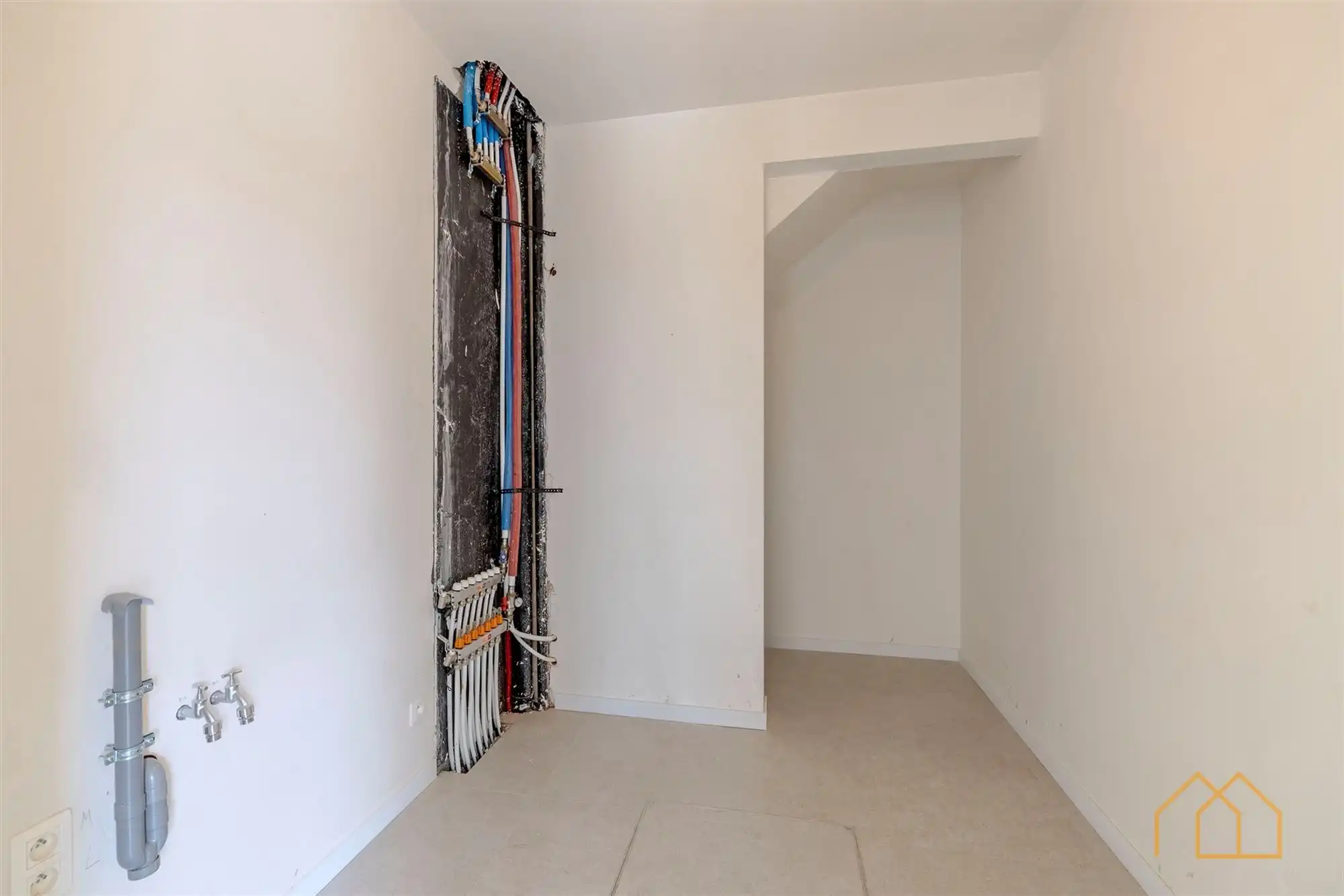 Ruime nieuwbouw van 180m² in Veerle - 4slk mogelijk foto 7