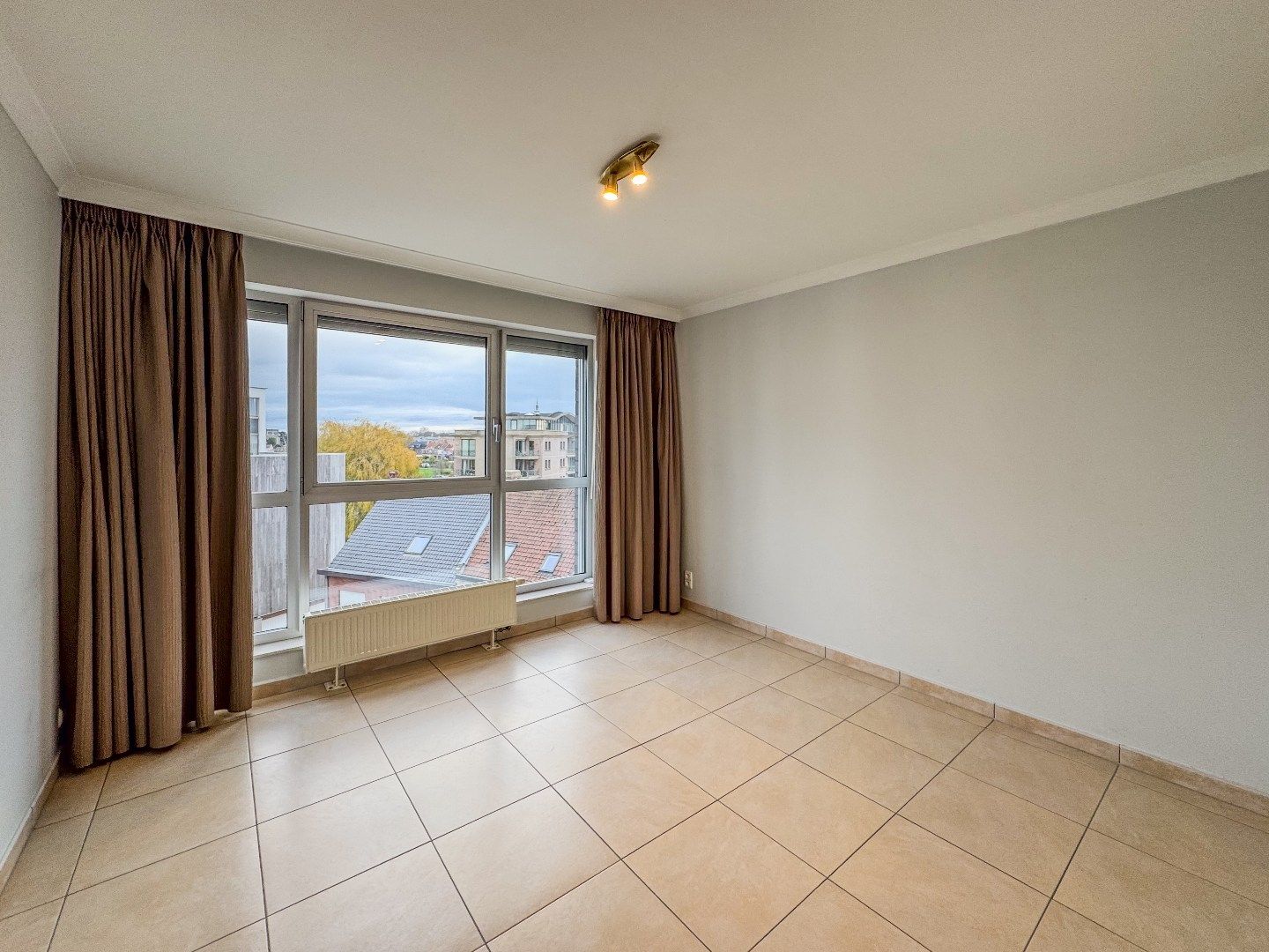 Ruim appartement met 2 slaapkamers en terras met prachtige vergezichten! foto 17