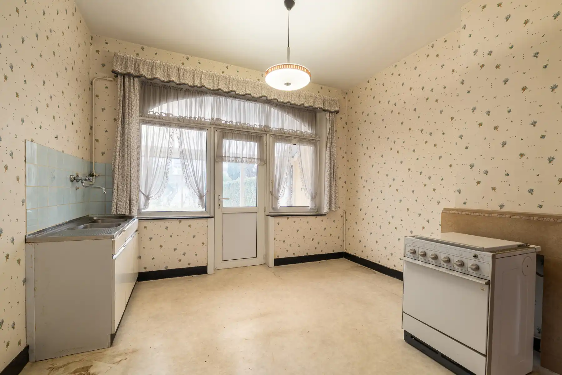 Investeringseigendom met 3 appartementen en tuin foto 11