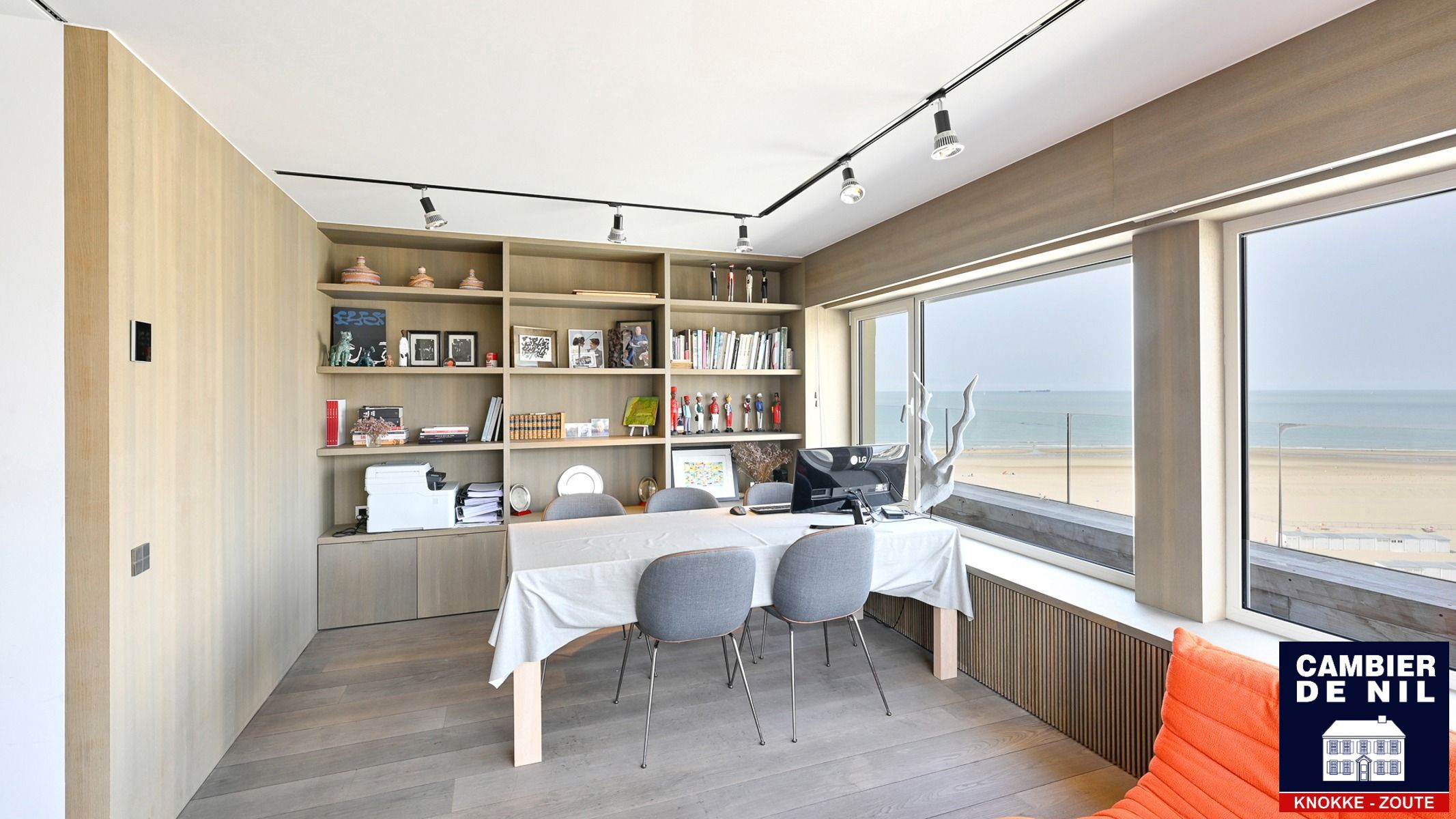 Prachtig hoekappartement met panoramische zichten foto 28