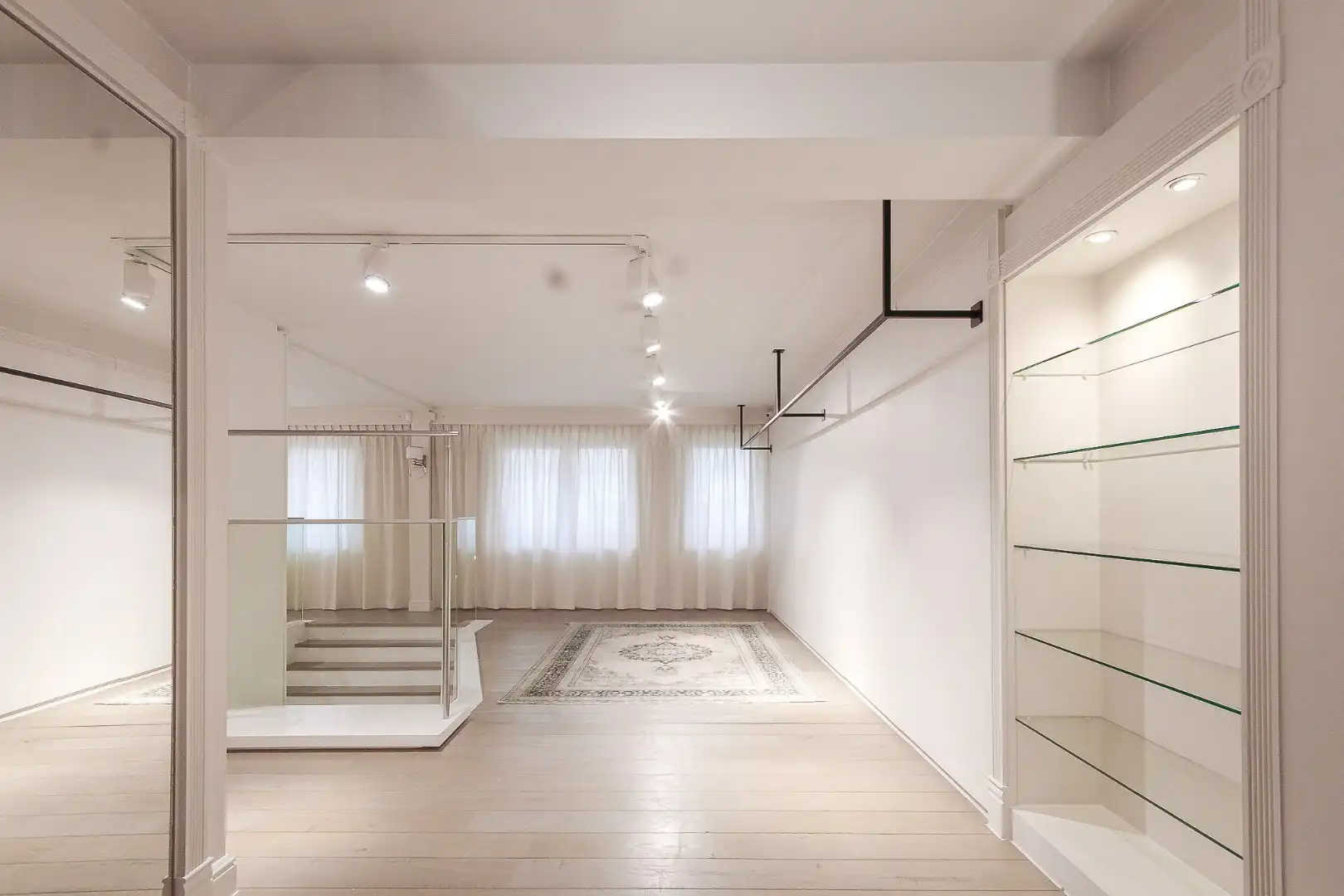 Kustlaan 27 te huur: Uitzonderlijke handelsruimte met luxueuze afwerking op toplocatie, nabij het Driehoeksplein foto 19