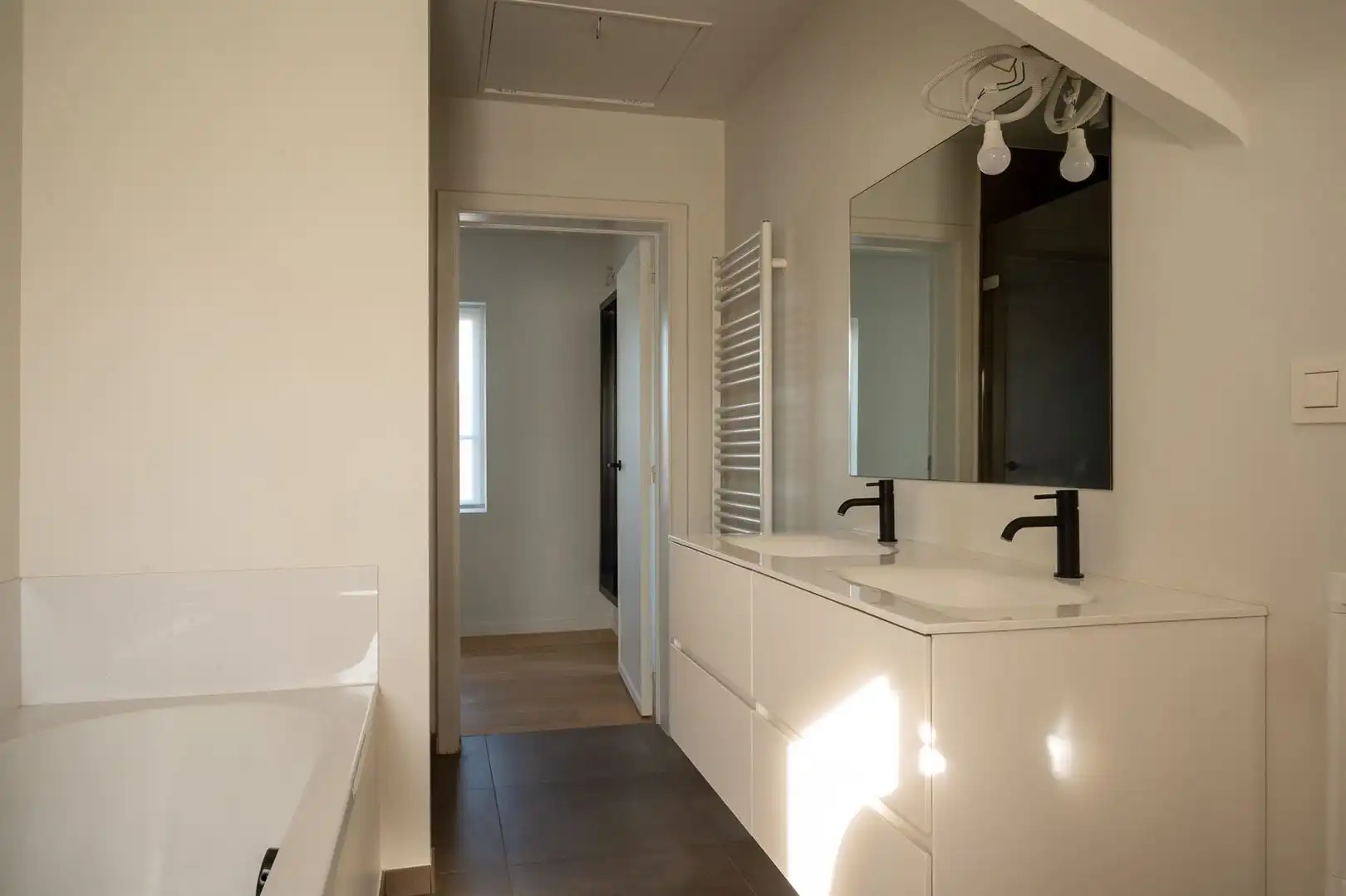 Instapklare woning met grote tuin foto 21