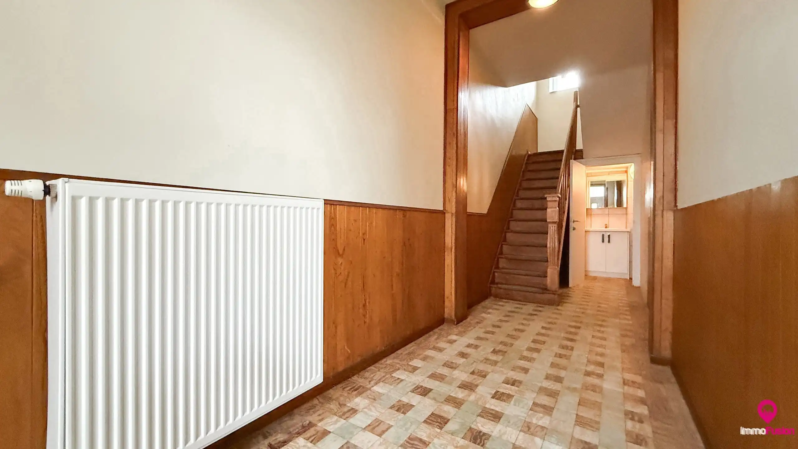 Charmante gezinswoning met potentieel foto 4