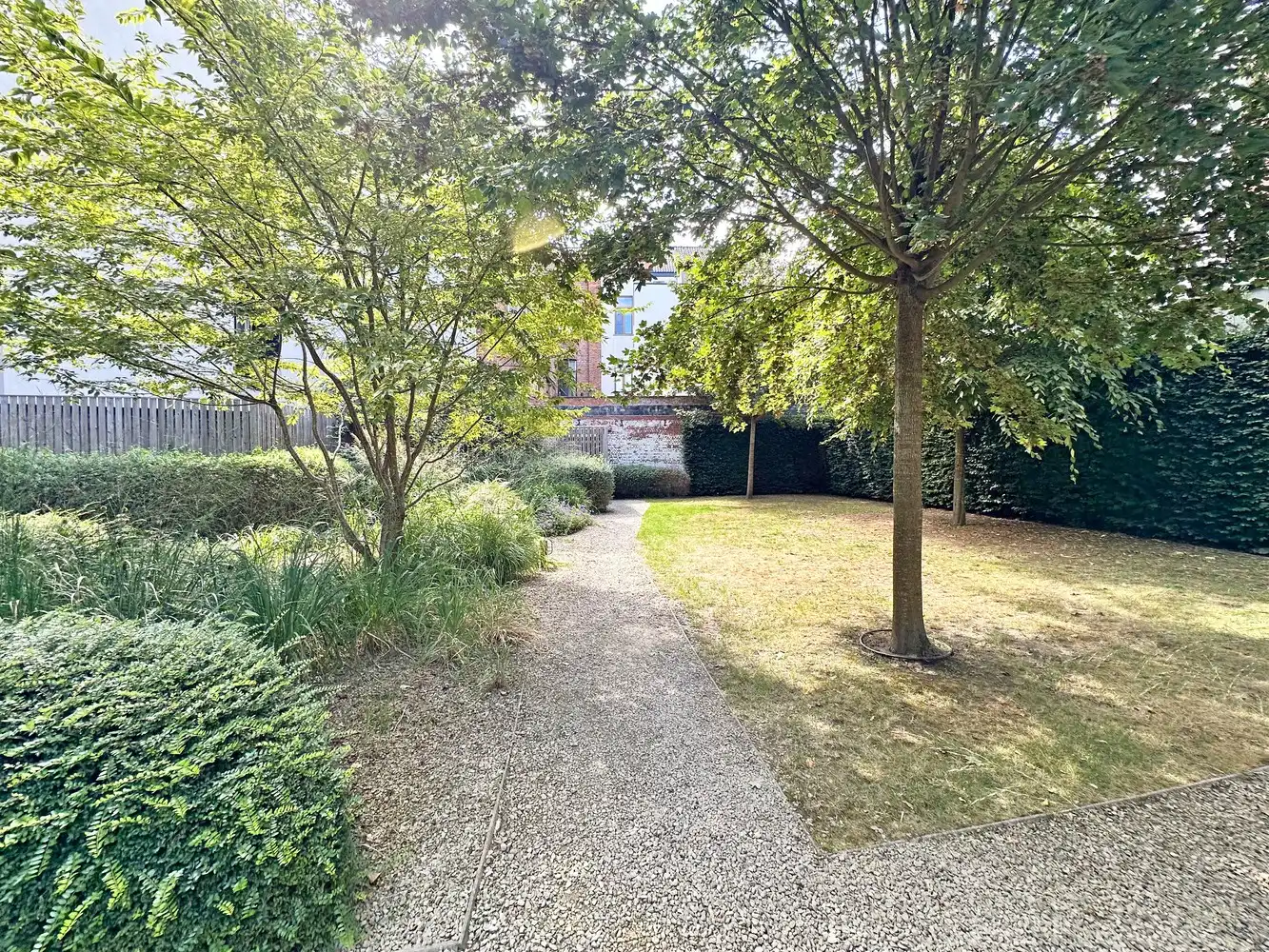 2 slaapkamer appartement met 2 terrassen en staanplaats te Antwerpen foto 16