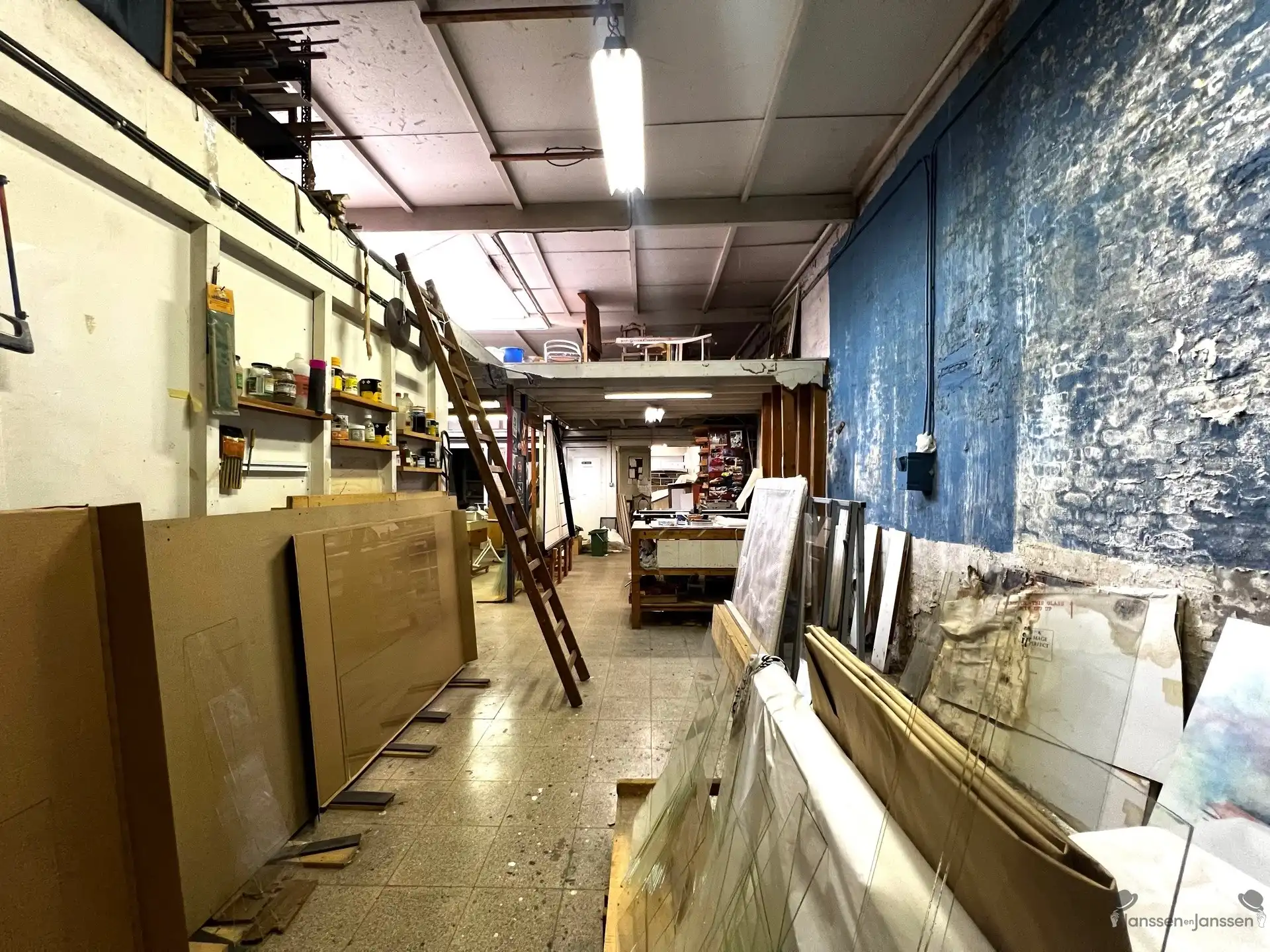 Woning met polyvalent atelier/handelsruimte foto 18