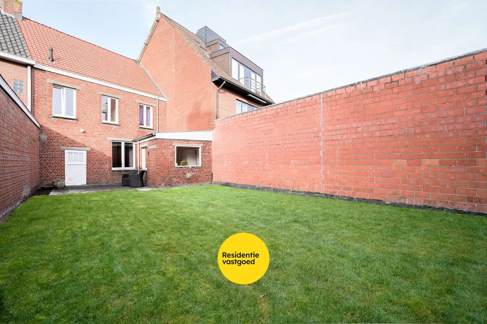 Zeer mooi onderhouden woning in het centrum van Aartrijke foto 18