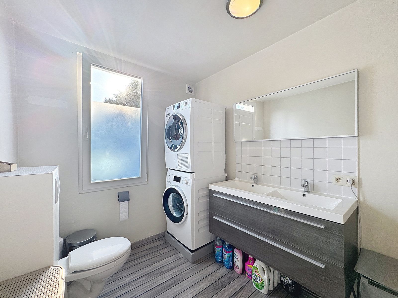 Instapklare stadswoning met 3 ruime slpk en zonnig terras! foto 6