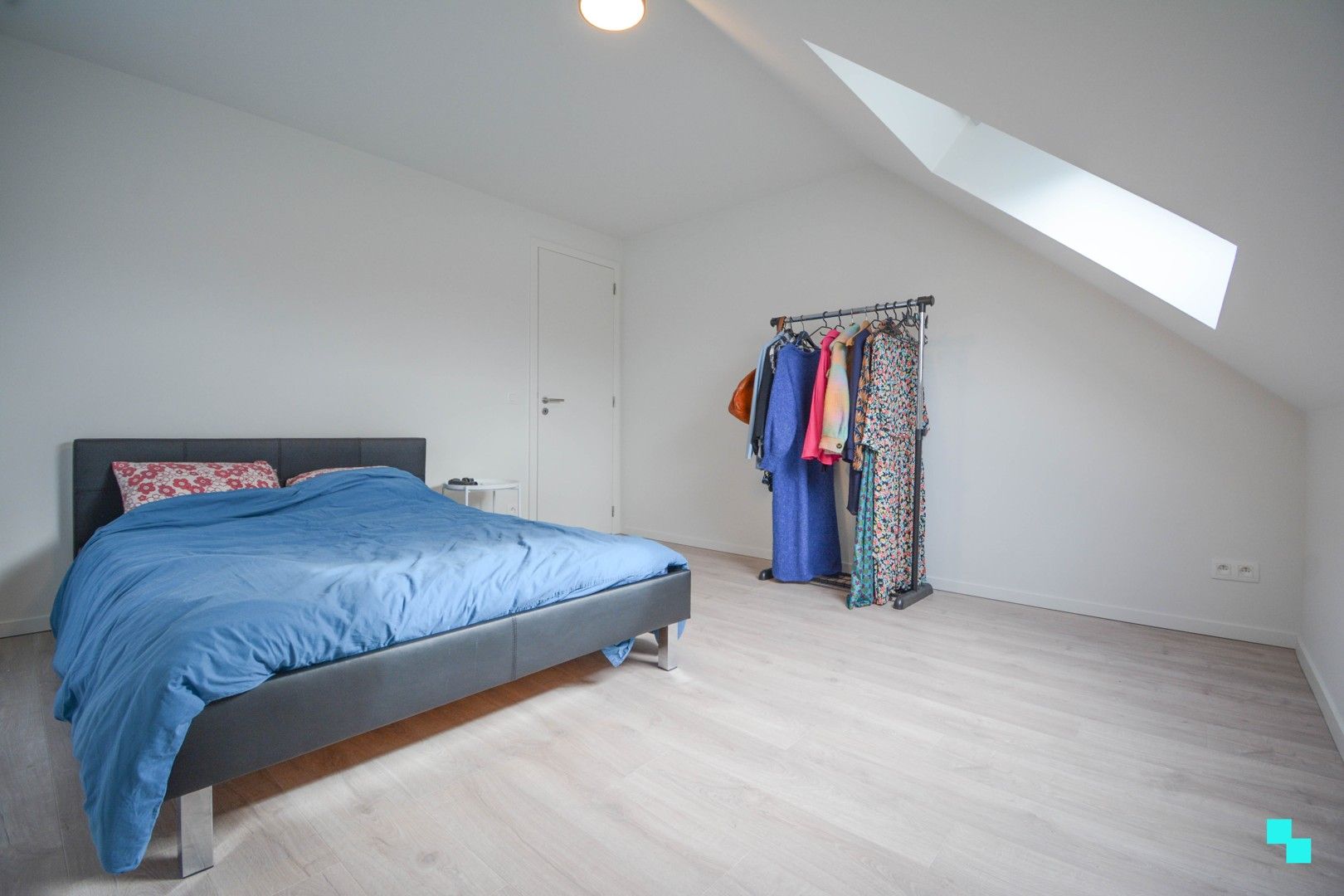 Aantrekkelijke, halfopen nieuwbouwwoning te Roeselare foto 22