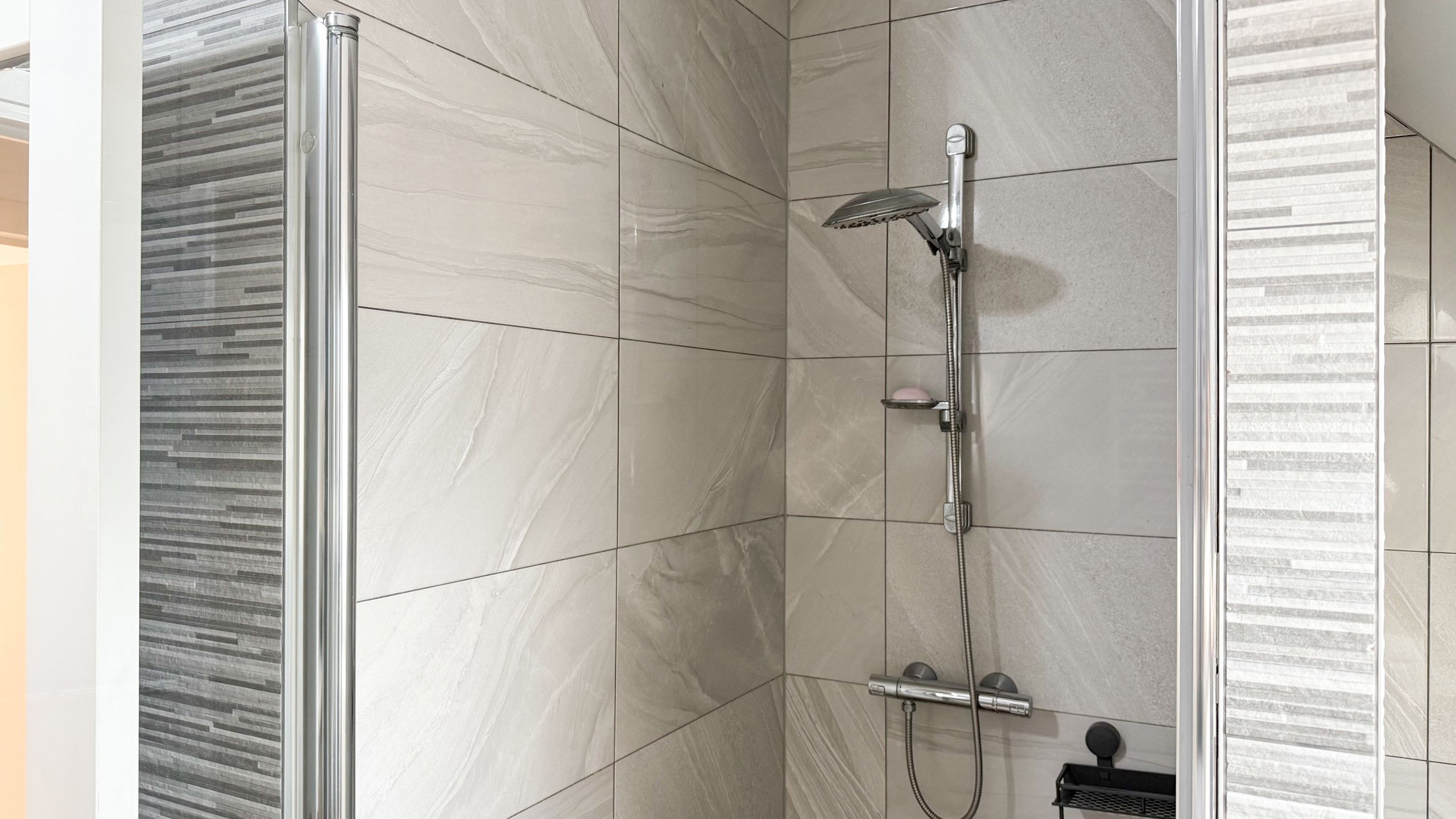 Ruim instapklaar duplex app in Paal, 108m², 3 slpks foto 30