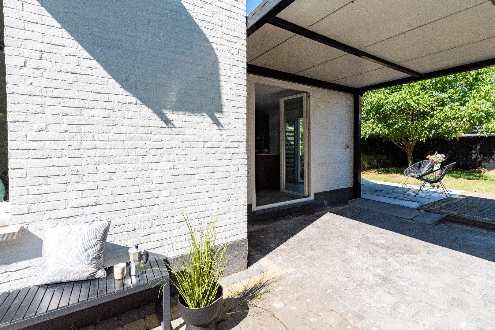 Nét gerenoveerde woning met aangename tuin  foto 33