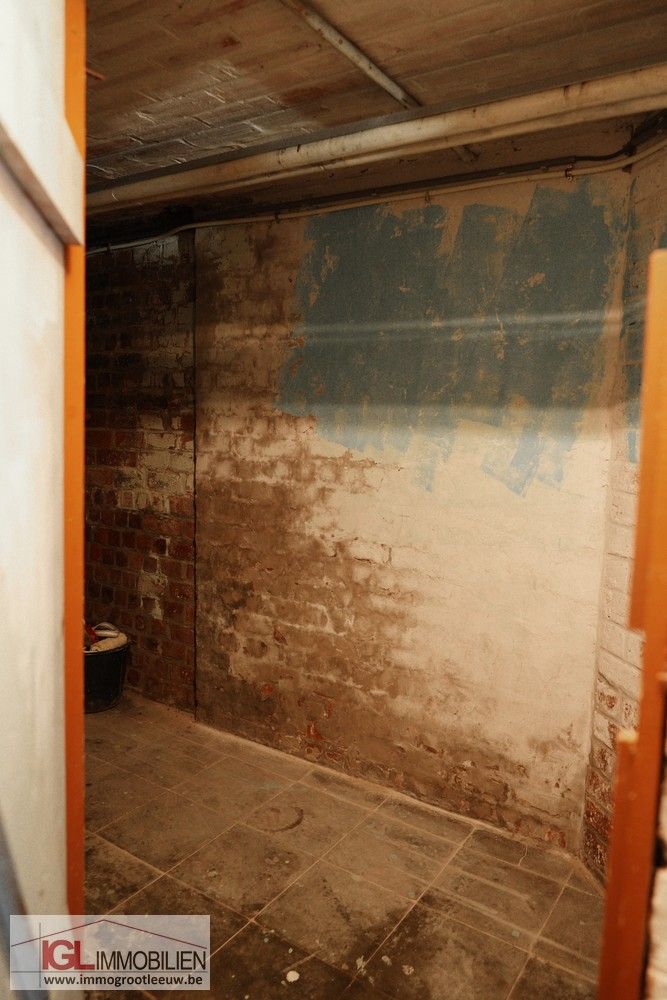 Op te frissen rijwoning met 3 slaapkamers en garage foto 21