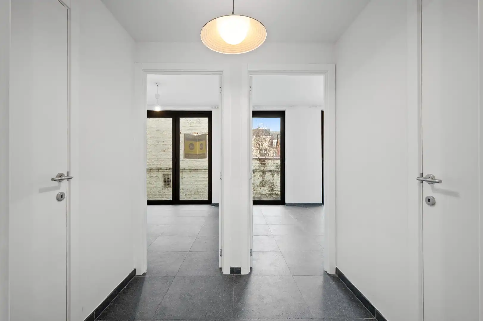 Modern appartement uit 2016 met 2 slaapkamers in het centrum van Tienen foto 10