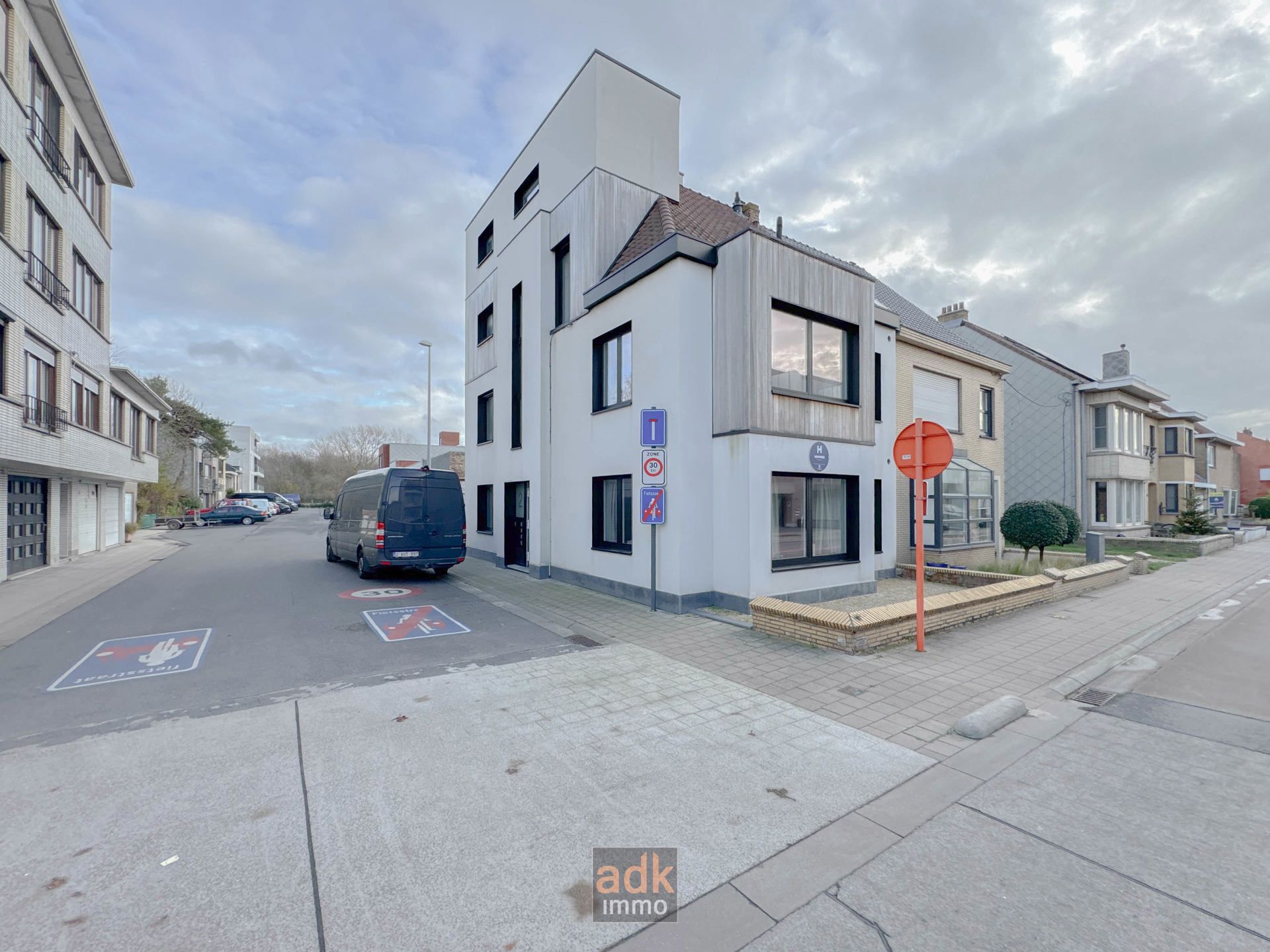 Penthouse te huur Nachtegaalstraat 2 - 8660 De Panne