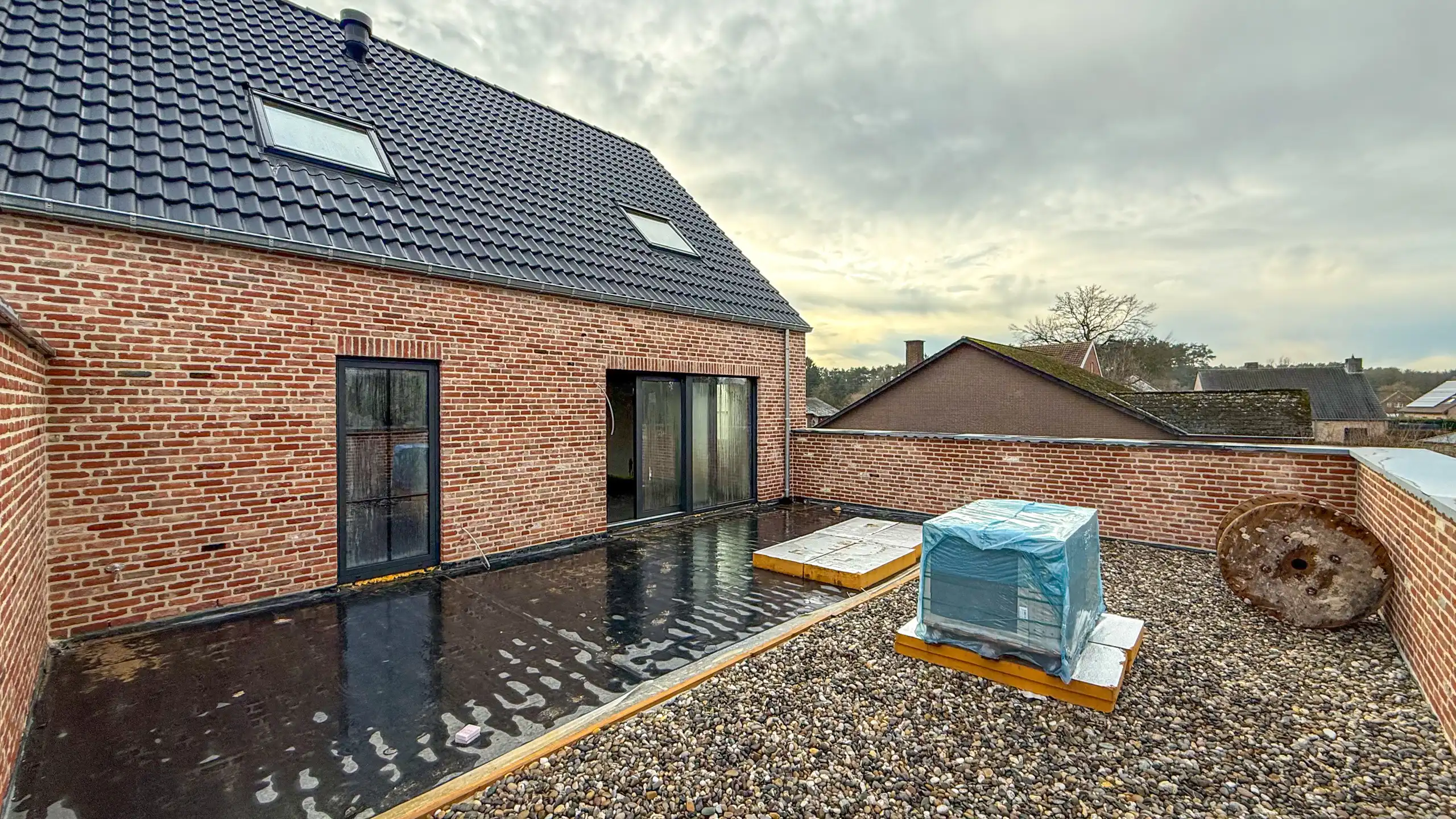 Duplex appartement casco+ afgewerkt met 2 slpks en terras! foto 10