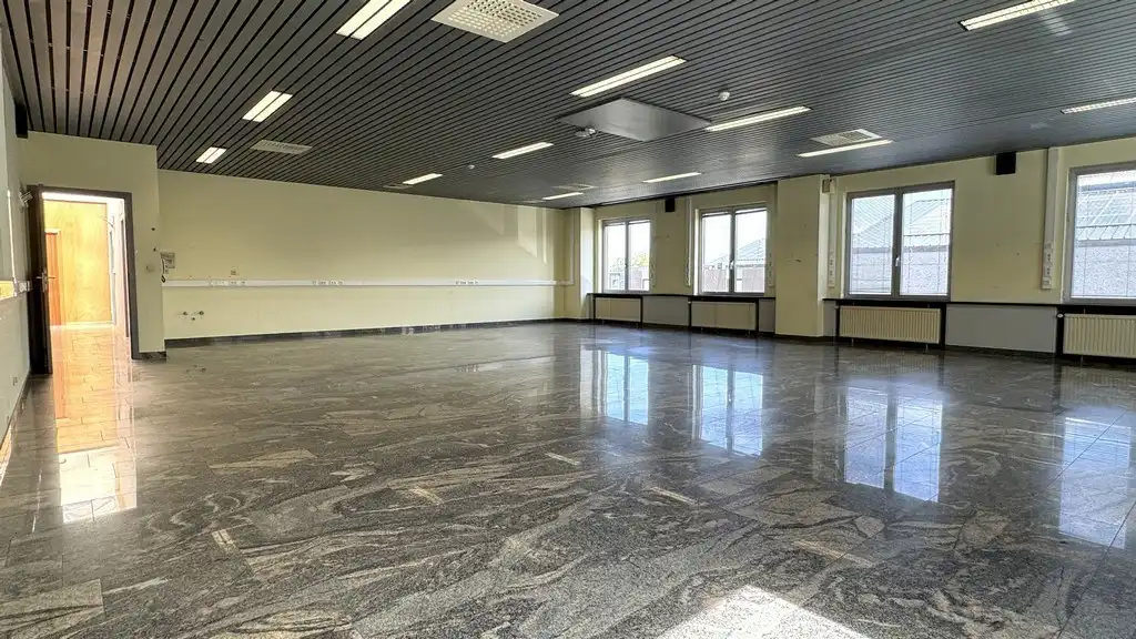 Budgetvriendelijke kantoren te huur vlakbij afrit E17 in Deinze foto 16