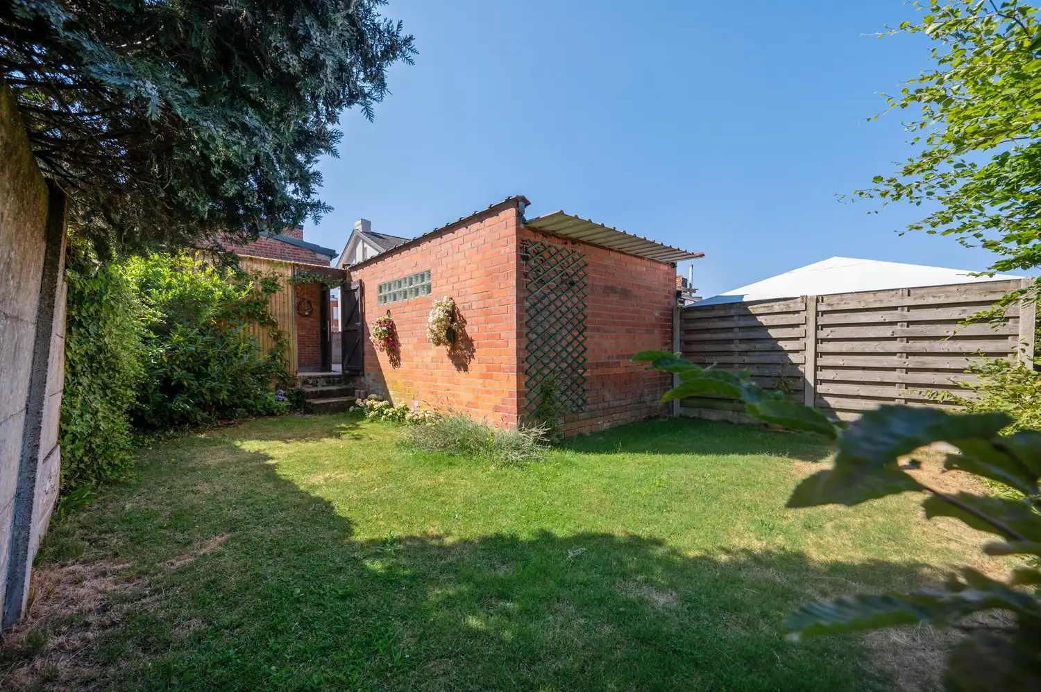Energiezuinige gerenoveerde woning met 2 ruime slaapkamers en garage foto 17