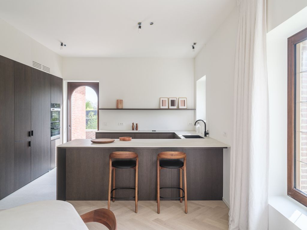 Luxe villa-appartement (180 m²) met ruim zonneterras foto 3