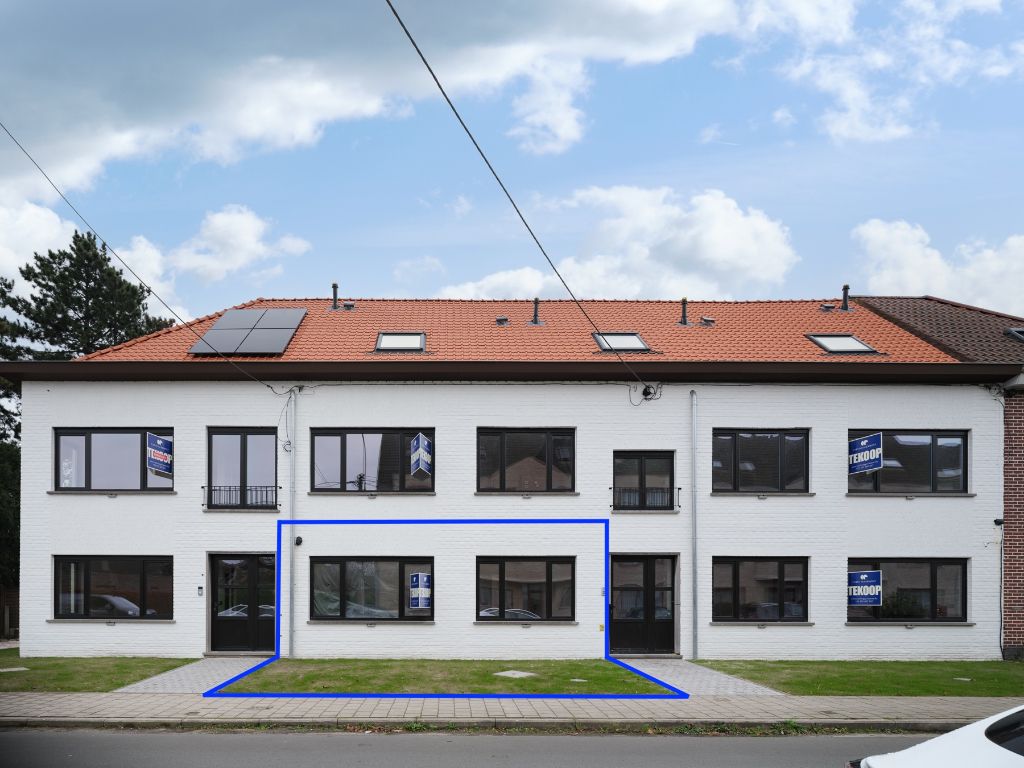 Stijlvol gerenoveerd 2 slaapkamer appartementen op 10 min van Gent centrum foto 3