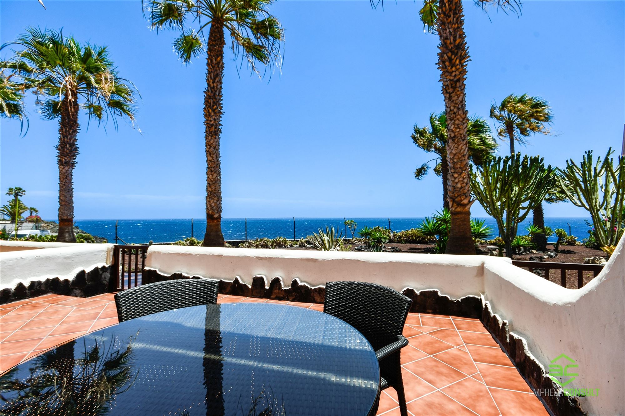 Gelijkvloers appartement met 1 slpk, tv-vlaanderen en wifi in Tenerife foto {{pictureIndex}}