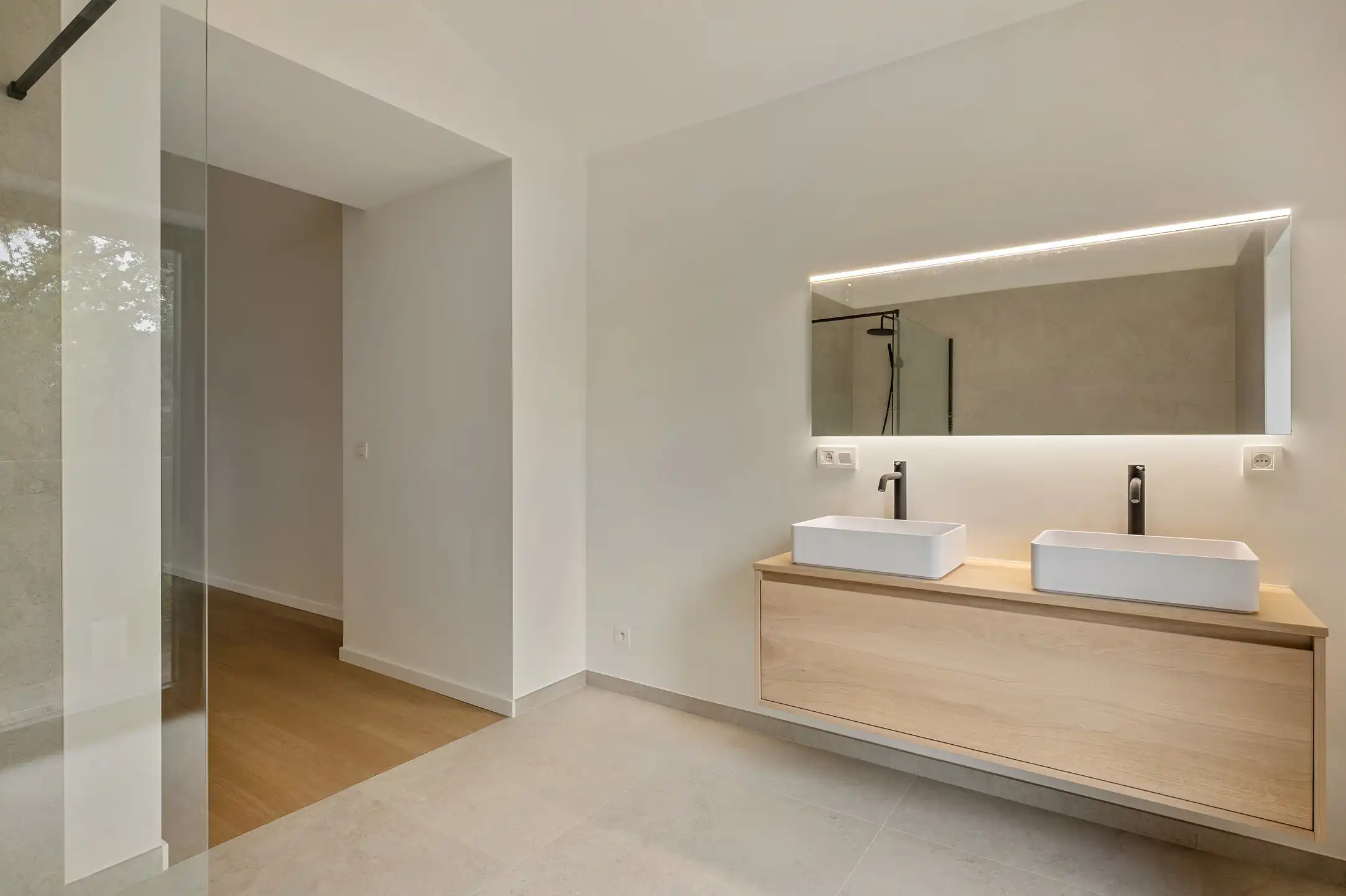 Vrijstaande nieuwbouwwoning op ca. 538 m² grond foto 14