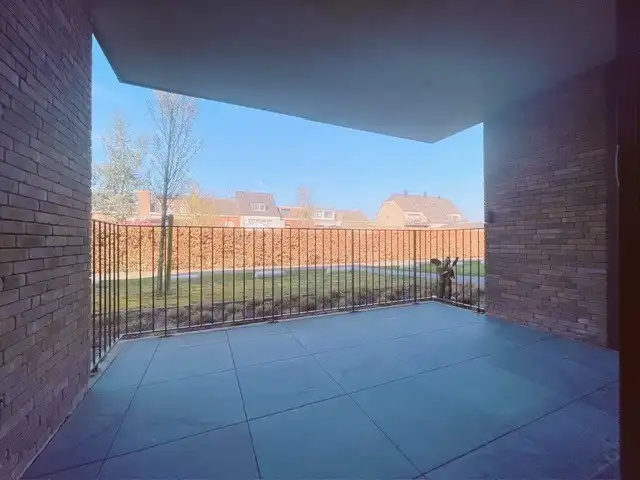 Ruim gelijkvloers appartement met zuidgericht terras foto 14