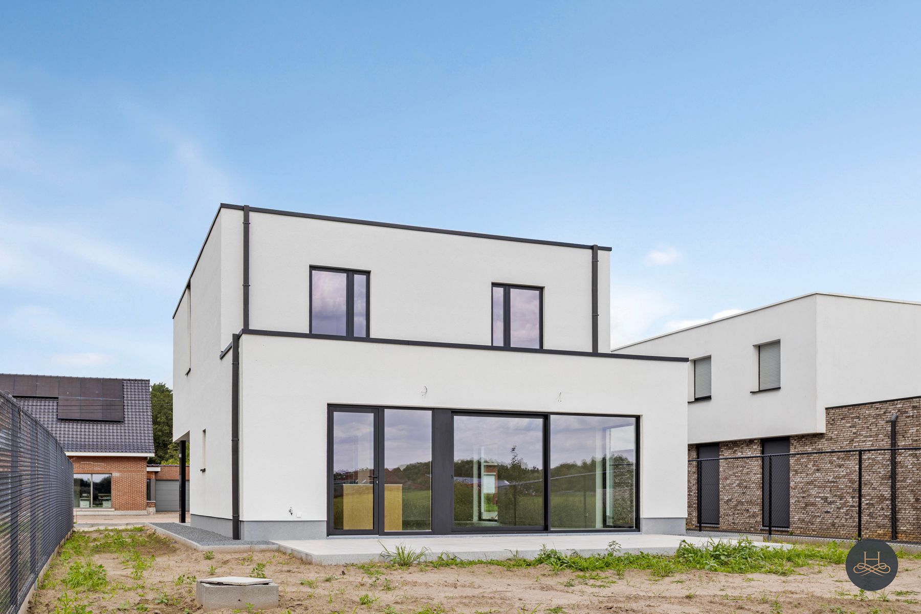 Hoogwaardig afgewerkte nieuwbouw villa met open zicht foto 25