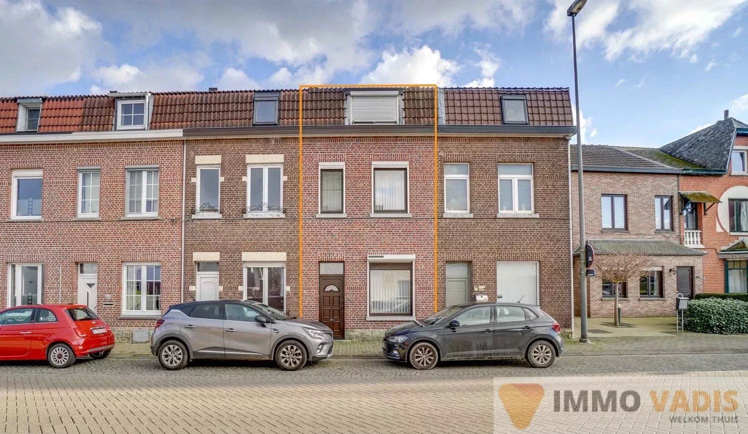 Hoofdfoto van de publicatie: Ruime rijwoning met vier slaapkamers