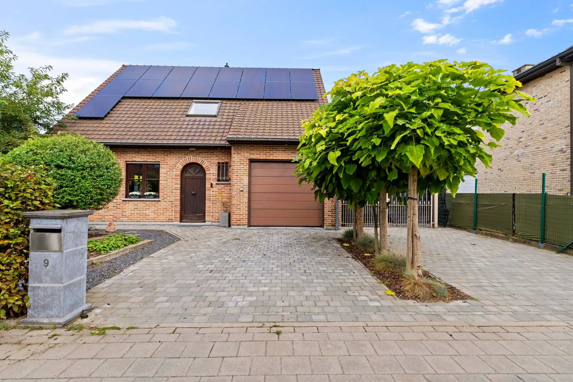 Open bebouwing op ruim perceel van 729 m² te Lokeren. foto 2