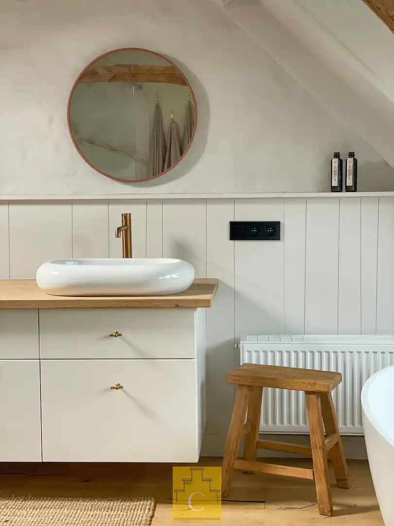 knap gerenoveerde gezinswoning, landelijke stijl met eigentijdse toets, met zonnige tuin en parking foto 24