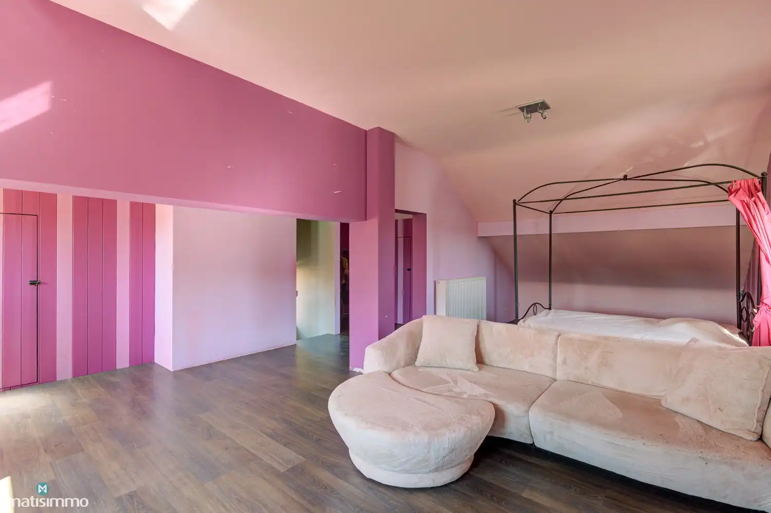 CHARMANTE EN RIANTE EENGEZINSWONING MET 4 RUIME SLAAPKAMERS, 2 BADKAMERS, OPSLAGRUIMTE/WERKHUIS EN UITGESTREKTE TUIN (1.355 M²) IN GROTE-SPOUWEN foto 34