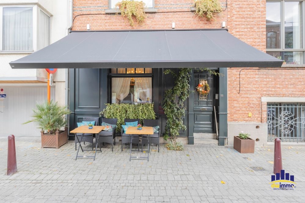 Bistro & Theehuis Mayfair over te nemen – met woning in hartje Aalst! foto {{pictureIndex}}