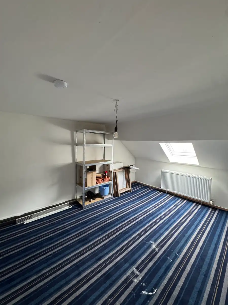 Instapklare woning met 2 slpk + ingerichte zolder foto 16