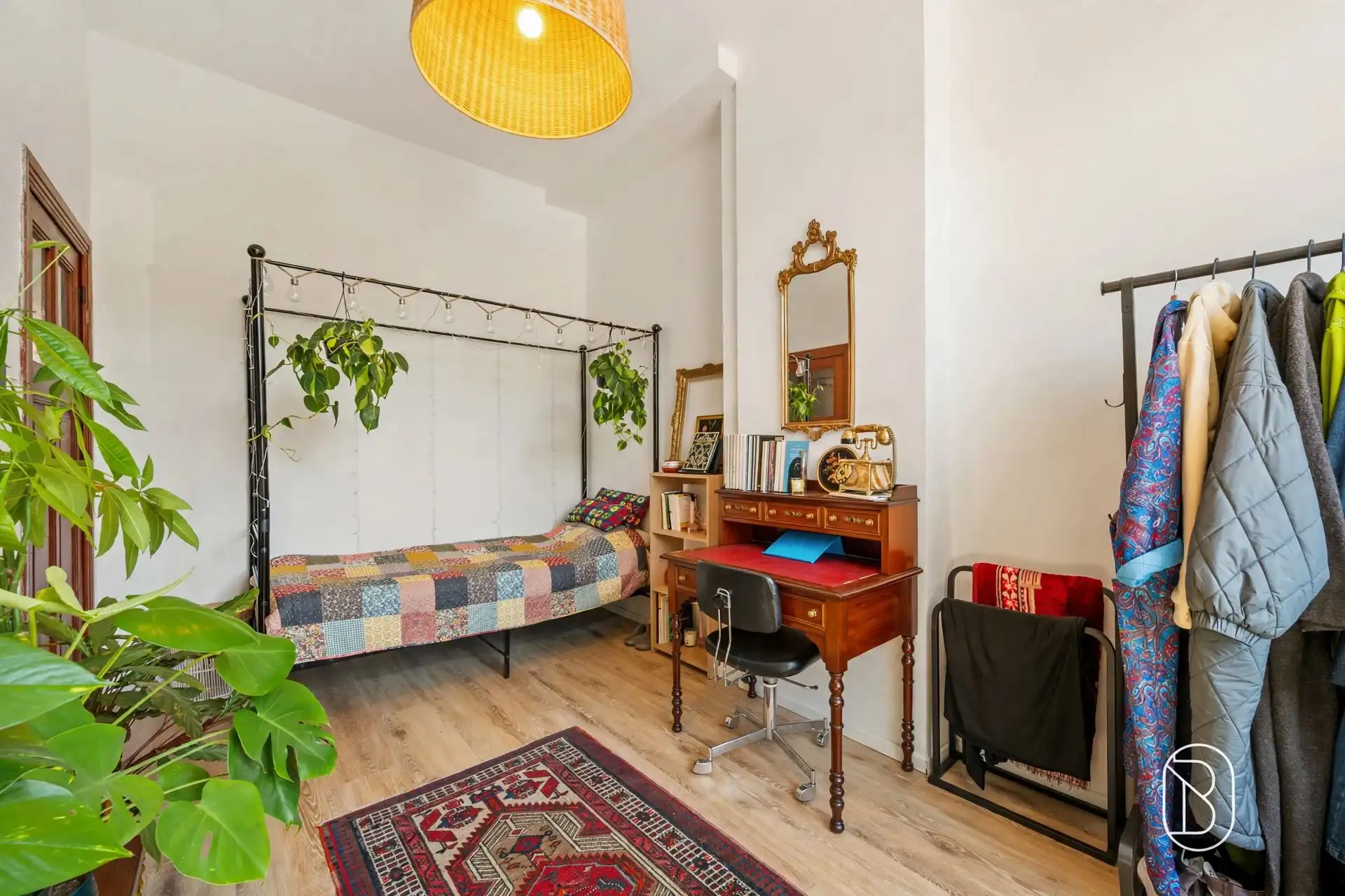 Karaktervol herenhuis met tuin en garage te Ronse foto 14