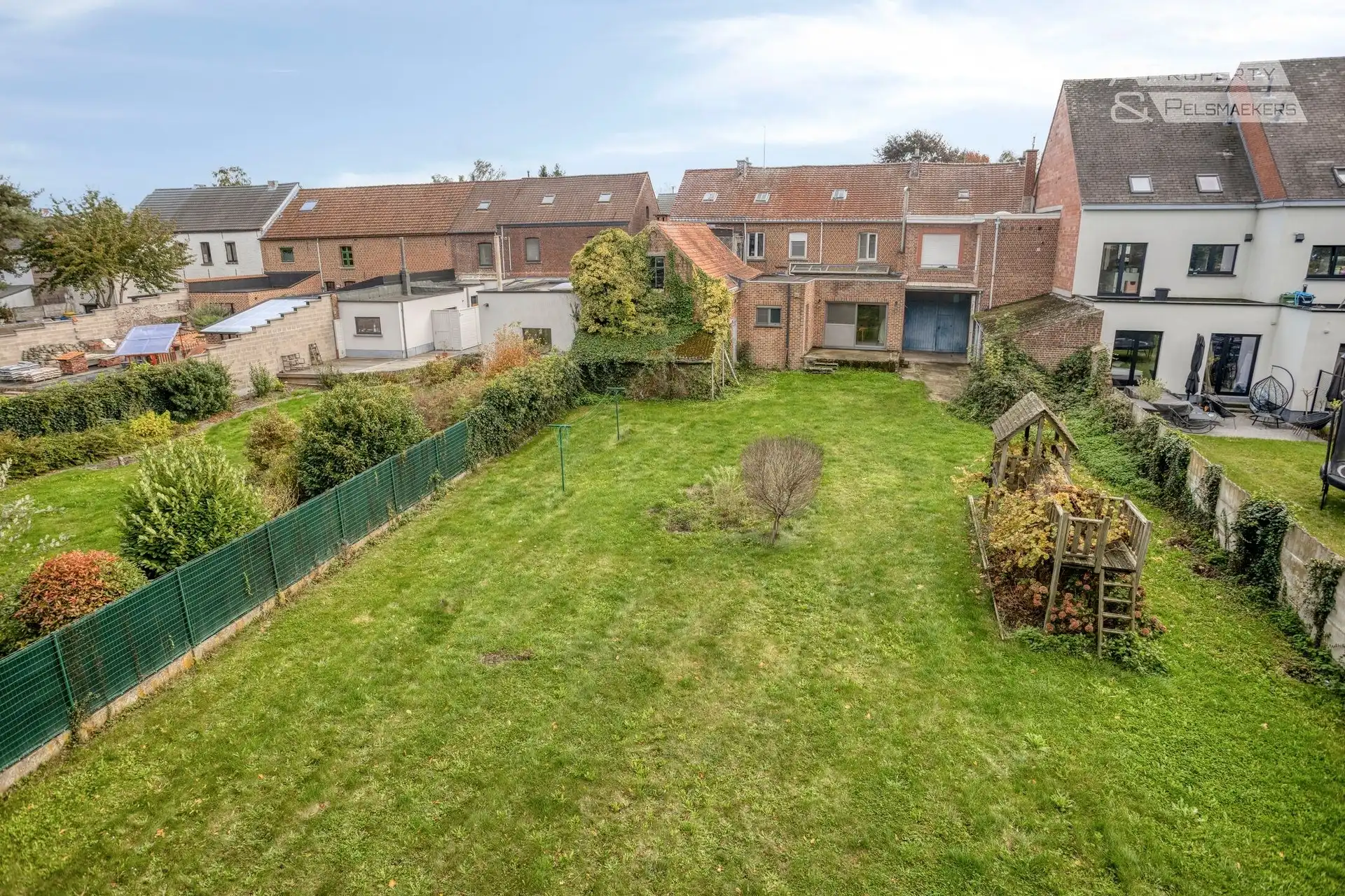 Woning met veel potentie gelegen te Erp-Kwerps foto 16
