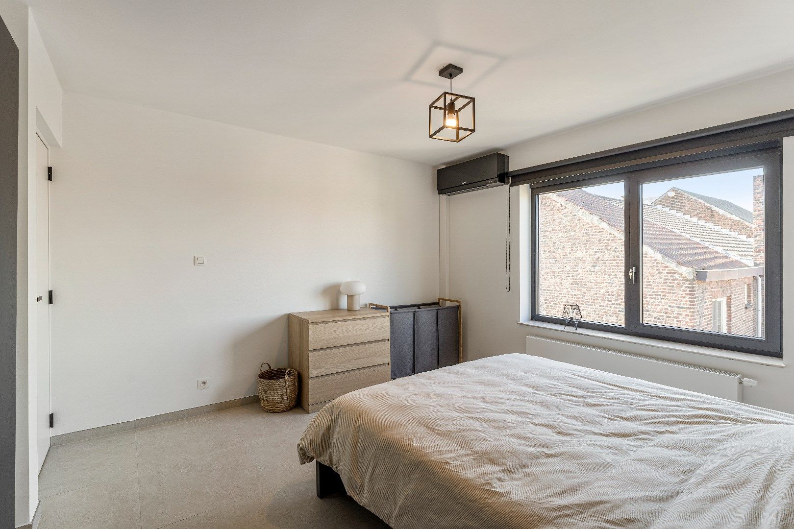 Leuk appartement met 2 slaapkamers, hoogwaardige afwerking en parkeerplaats op wandelafstand van het centrum foto 29