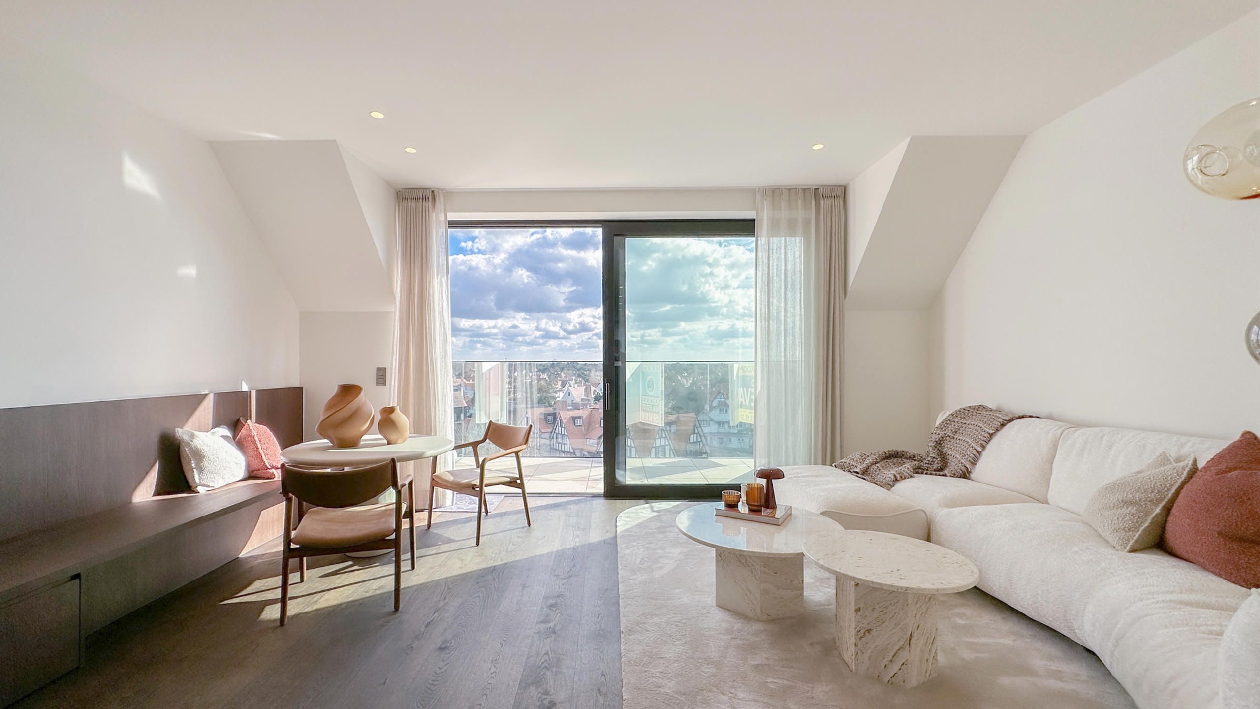 Appartement te koop foto {{pictureIndex}}