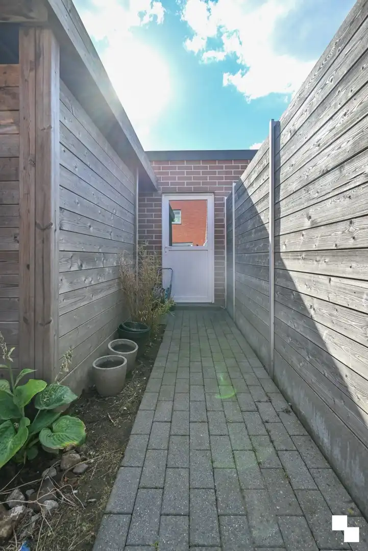 Ruime energiezuinige woning te Wevelgem foto 33
