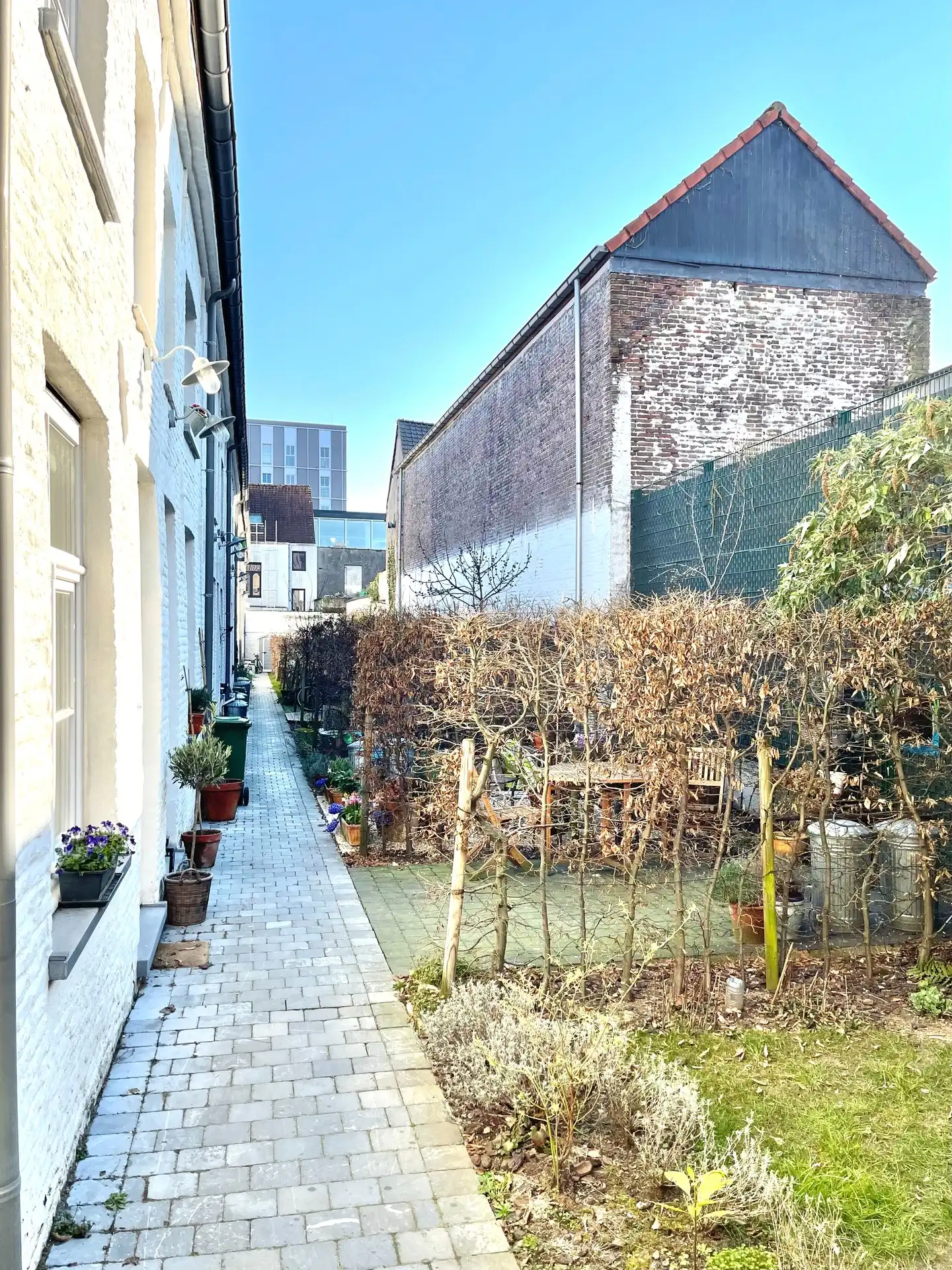 BELUIKHUISJE MET TUIN | CENTRUM GENT ZUID | EPC B foto 2