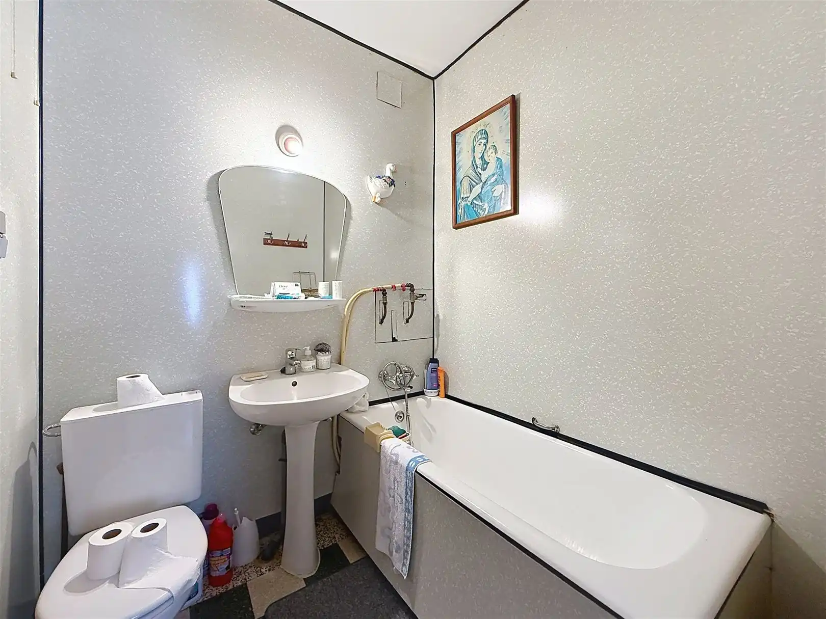 Te renoveren woning met garage en tuin, opp 2a 40ca foto 17