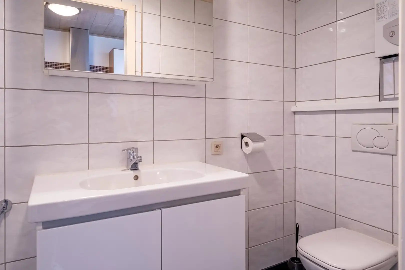 Centraal gelegen, instapklaar appartement met 1 slaapkamer foto 14