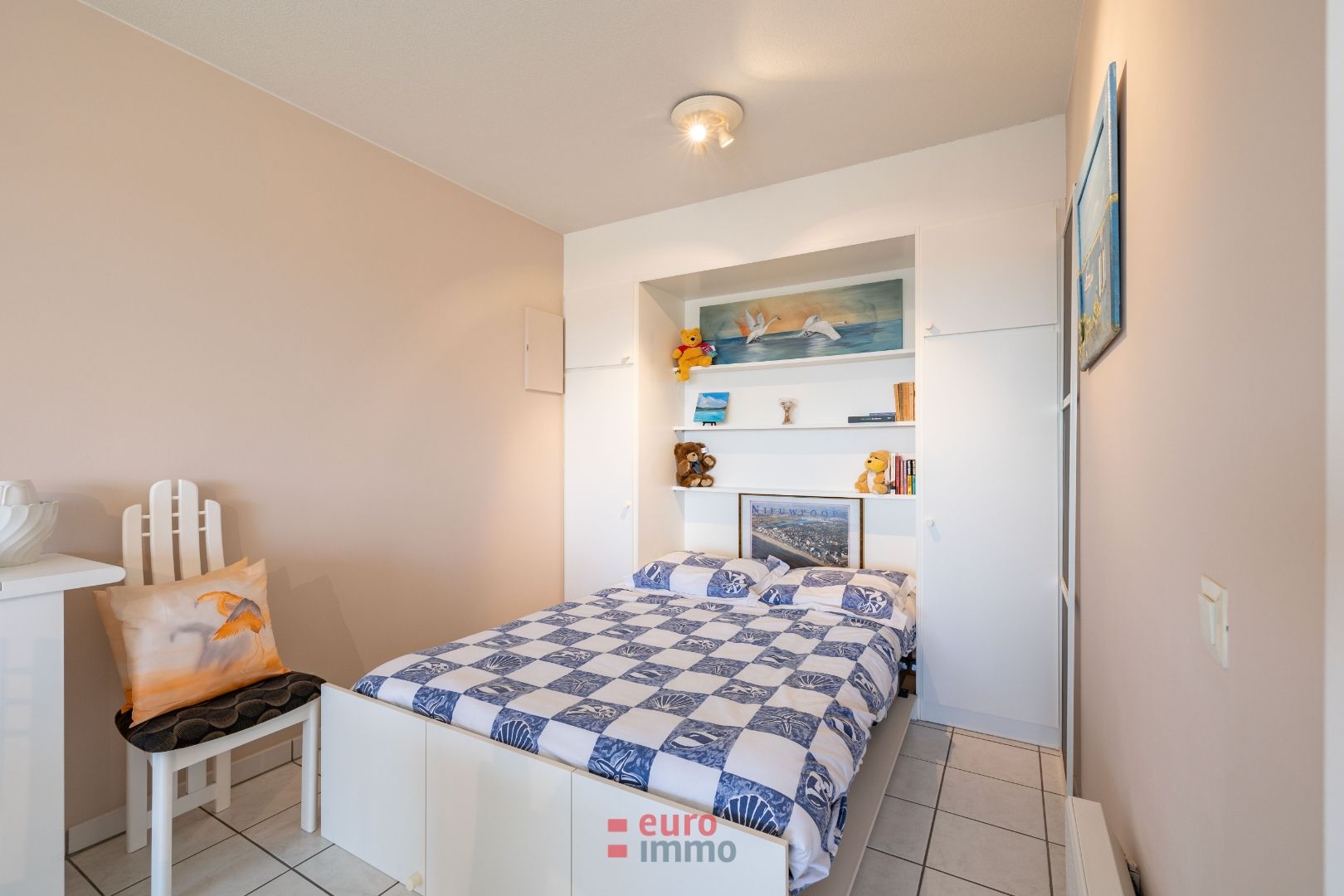 Ruime zuidgerichte studio te koop in Nieuwpoort! foto 8