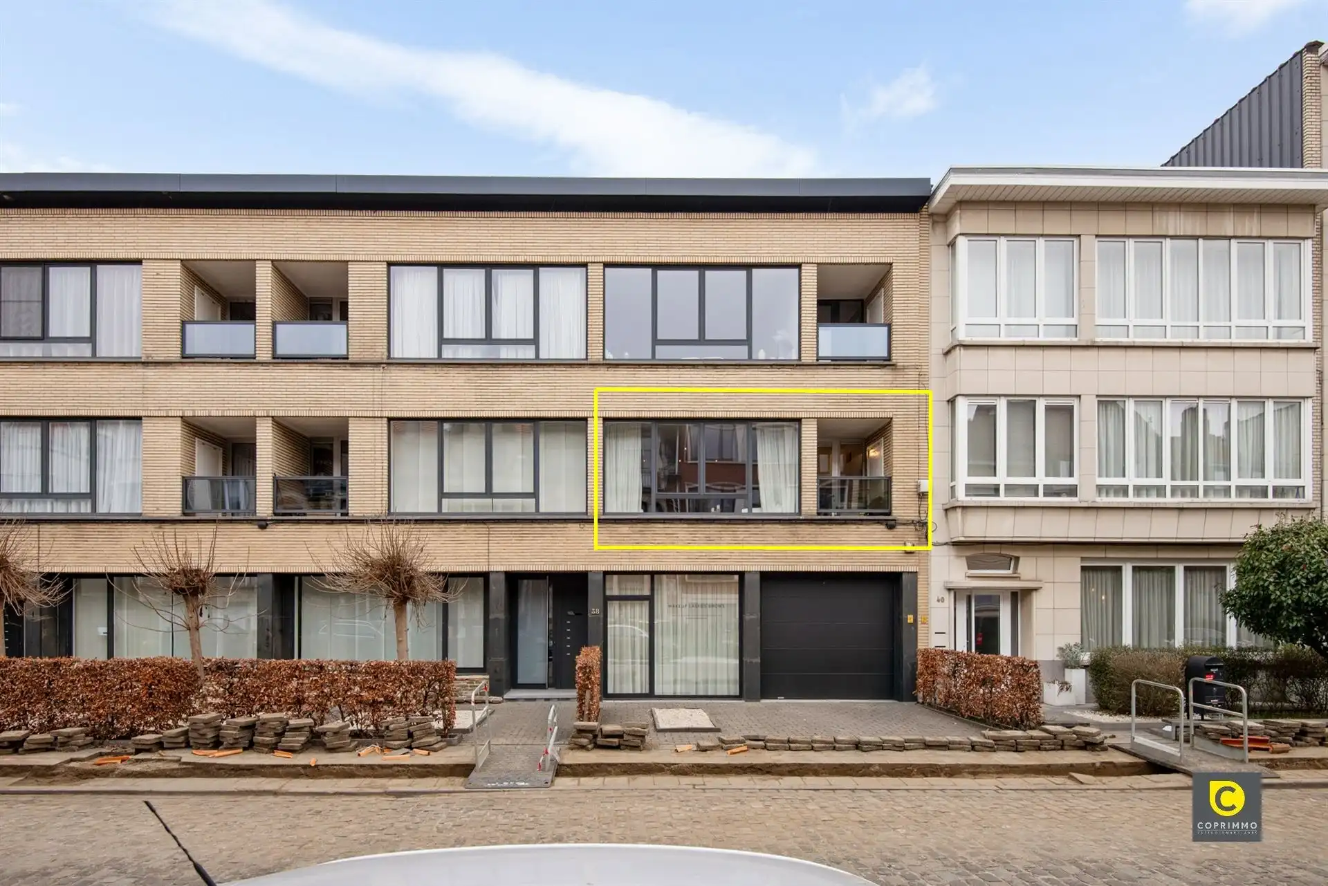 Lichtrijk 2 slpk app met 2 terrassen te Pulhof! foto 10