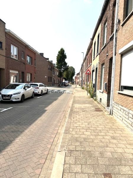 Trendy en energiezuinig appartement met 2 slaapkamers, terras, berging en carport foto 27