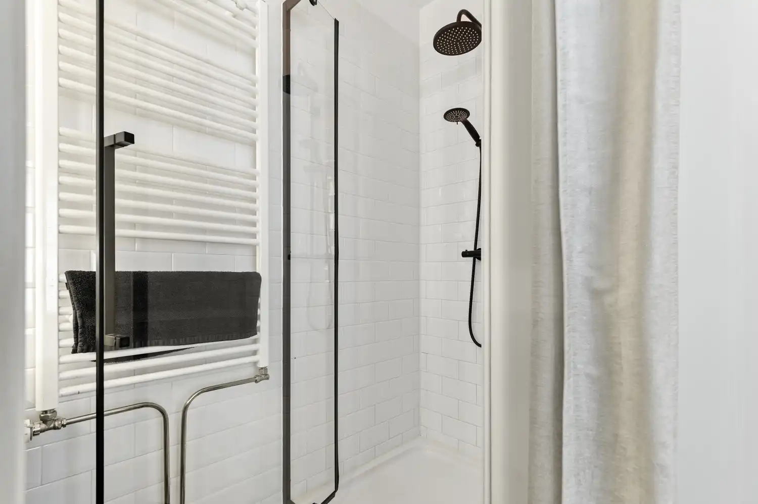 Instapklaar appartement (50 m²) met prachtig 'Ibiza Bohemian' terras nabij Zurenborg foto 20